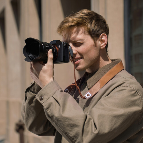 1026999_A.jpg - PGYTECH Camera Strap Air Premium Leather Style (Autumn Canyon Tan) - Image 1