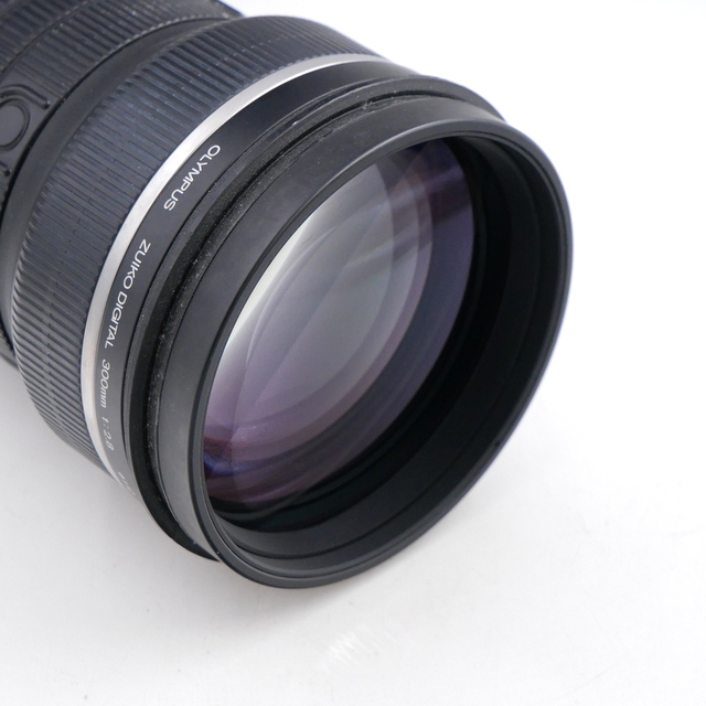 S-H-2EXFP2_5.jpg - Olympus Zuiko AF 300mm F/2.8 ED Lens in Four Thirds Mount + Olympus MMF3 Mount Adapter to Micro 4/3s (Was $2980) - Image 4