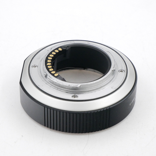 S-H-2EXFP2_8.jpg - Olympus Zuiko AF 300mm F/2.8 ED Lens in Four Thirds Mount + Olympus MMF3 Mount Adapter to Micro 4/3s (Was $2980) - Image 2