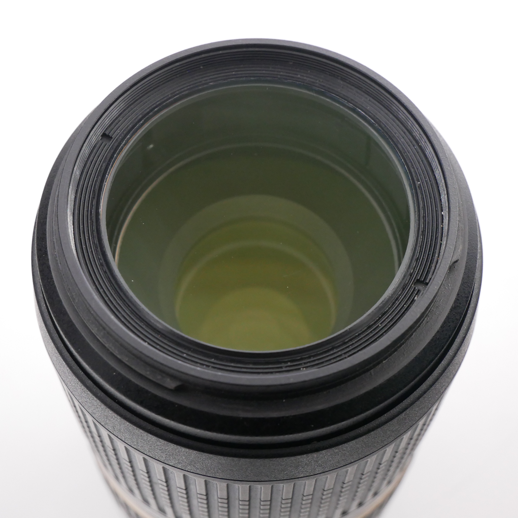 S-H-36WMVR_2.jpg - Tamron SP 70-300mm F4-5.6 Di Lens for Canon EF-Mount - Image 1