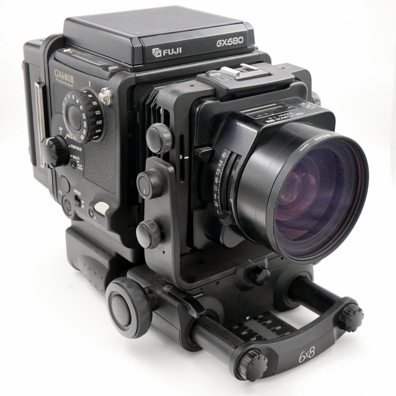 Fuji Professional GX680 III + 100mm F/4 + 300mm F/6.3 + Waistlevel + Prism + Magnifier + Remote  - Best Available Image