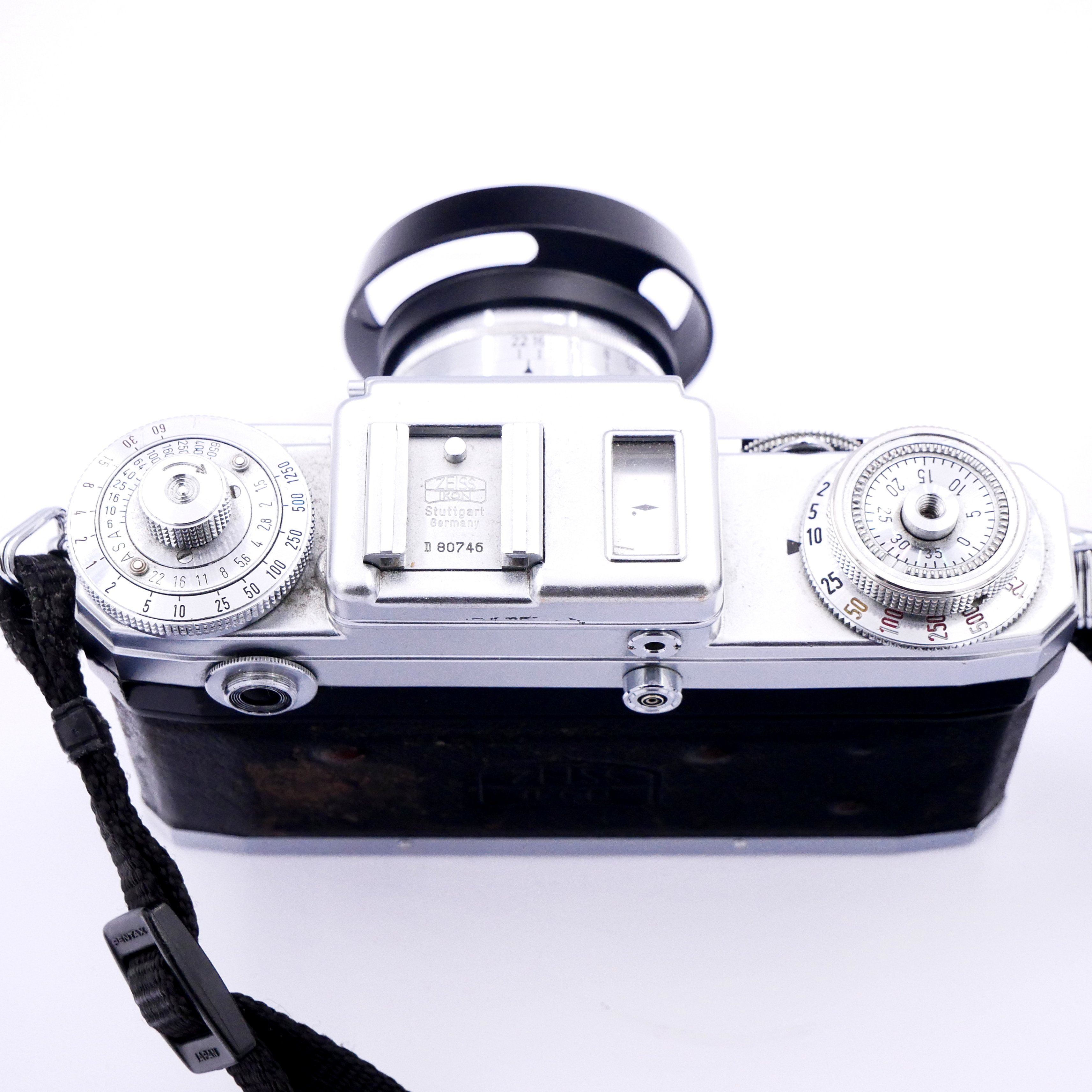 S-H-3TX9TS_3.jpg - Contax IIIa 35mm Rangefinder Camera with Zeiss 50mm F2 Lens - Image 1