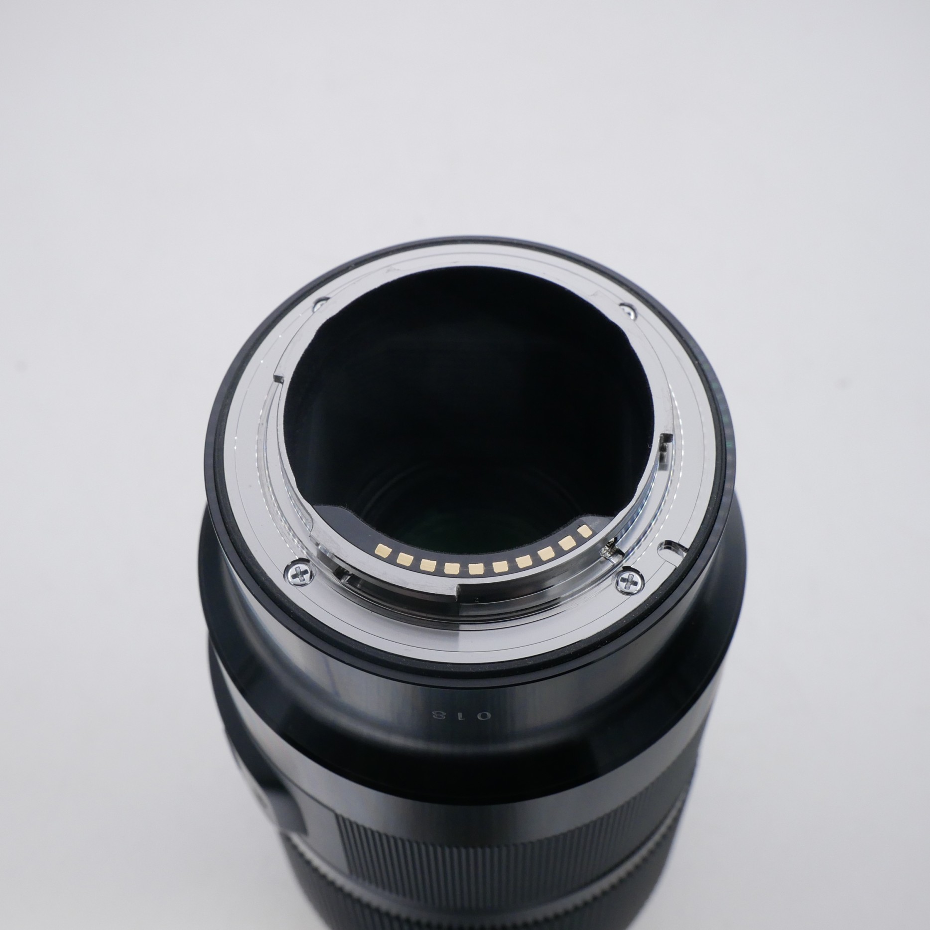 S-H-47FUN7_3.jpg - Sigma AF 70mm F/2.8 DG Art Macro Lens in Sony FE Mount