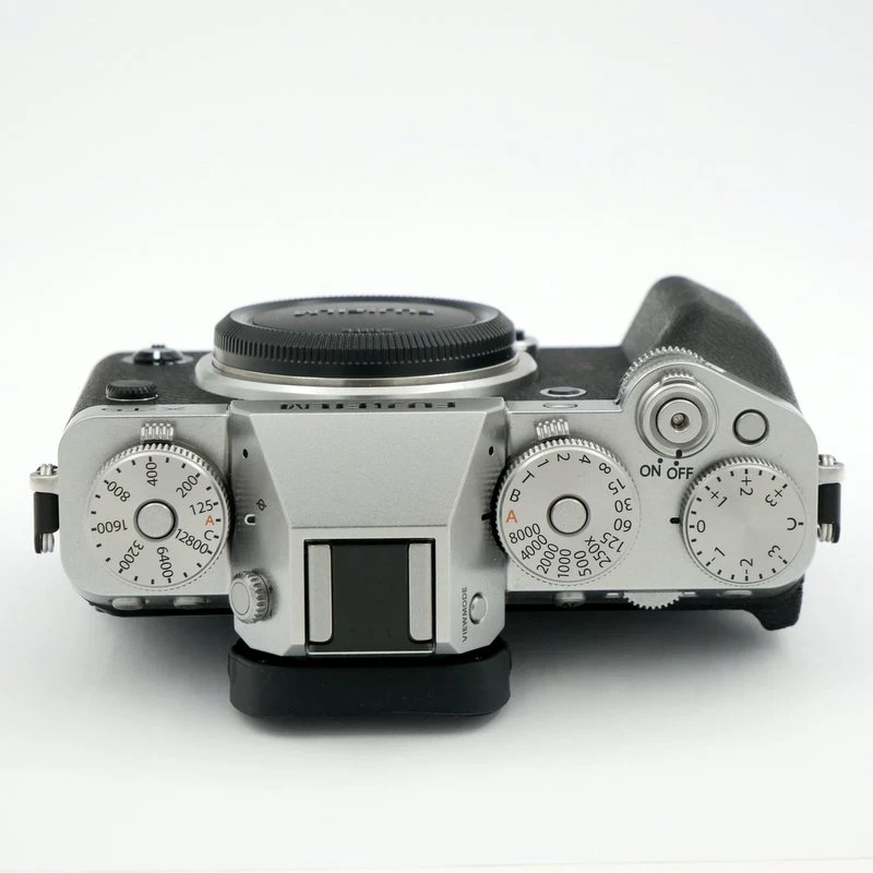 S-H-4DYL53_3.webp - Fujifilm X-T5 Body Silver - Sub 2K Frames! - Image 3