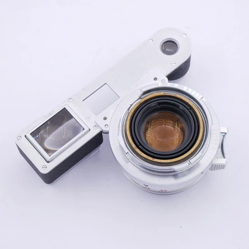 S-H-4L9253_2.webp - Leica MF 35mm F/2 Summicron V1 8 Element Lens with Goggles in M Mount - Image 6