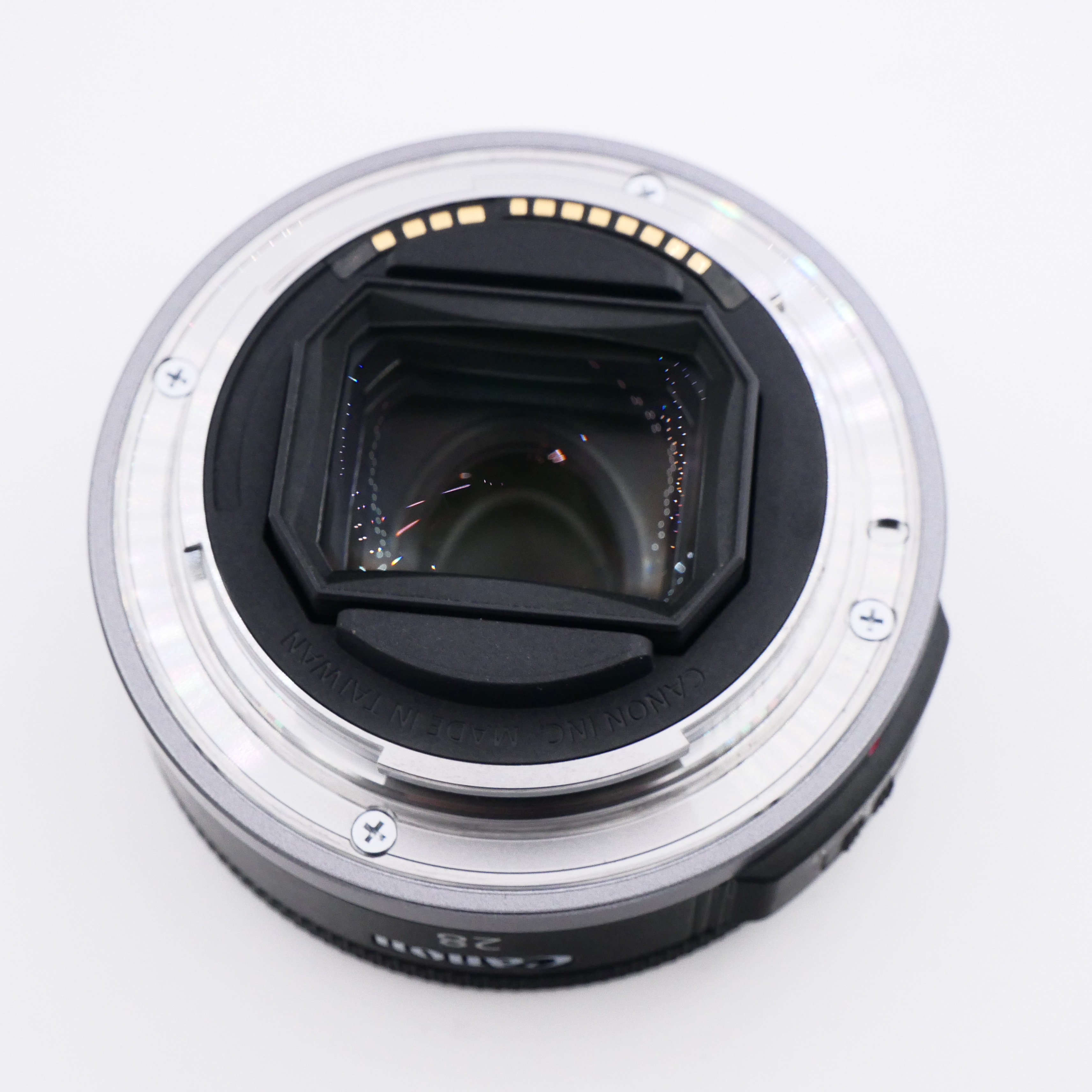 S-H-4LUUAC_3.jpg - Canon RF 28mm F2.8 STM Lens - Image 2