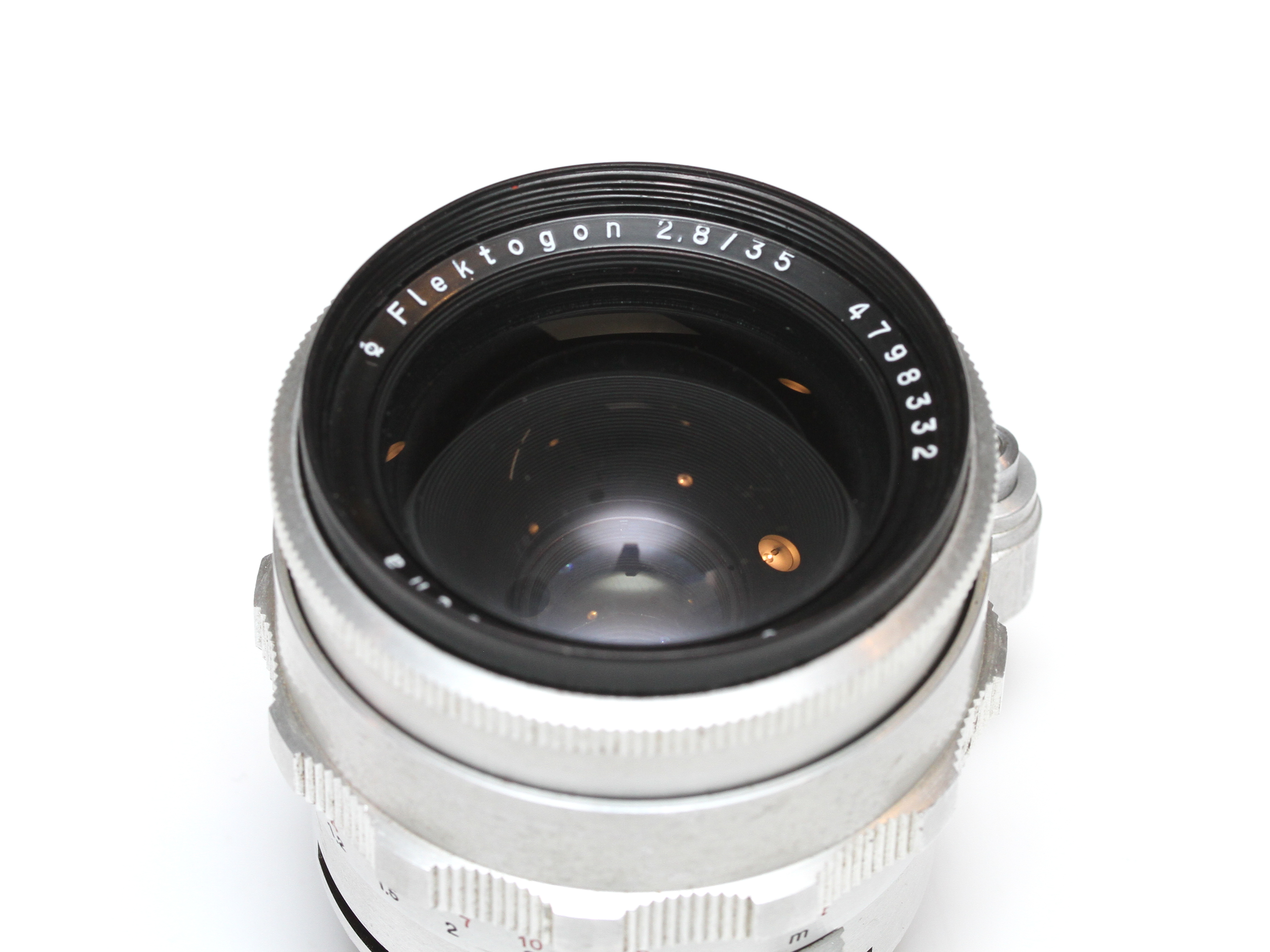S-H-4Y5T24_2.jpg - Zeiss Flektogon MF 35mm F/2.8 Lens in Exakta Mount - Image 1