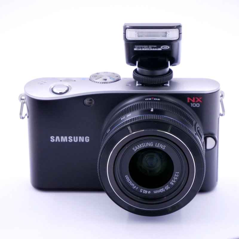 Best image for Samsung NX100 + 20-50mm F/3.5-5.6