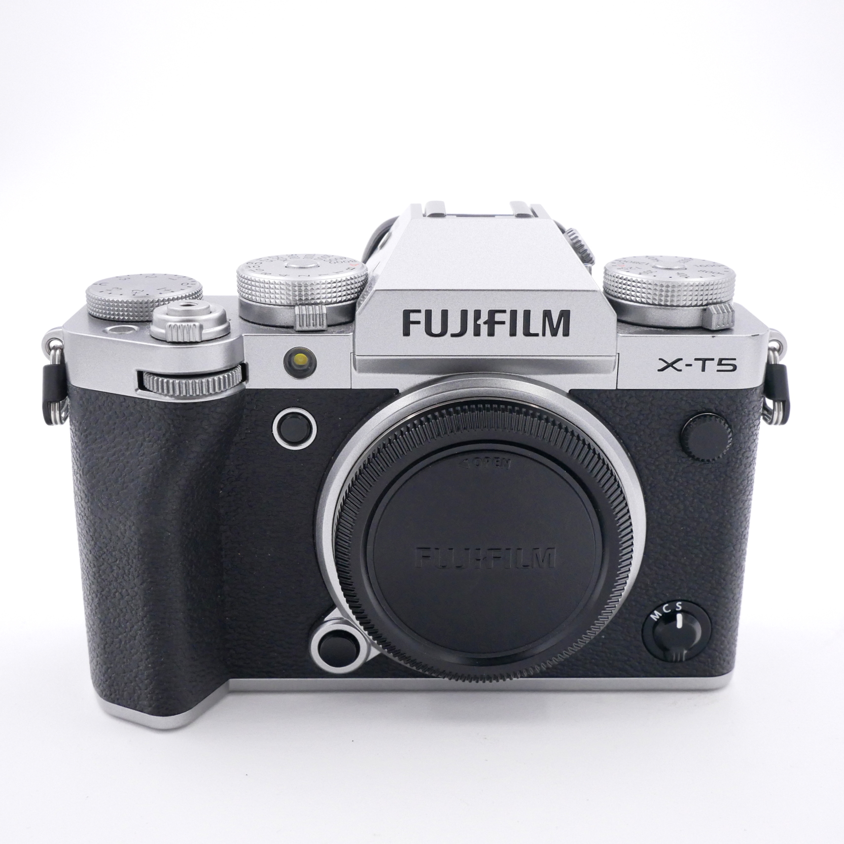 Fujifilm X-T5 Body Only 4,200 Frames - Best Available Image