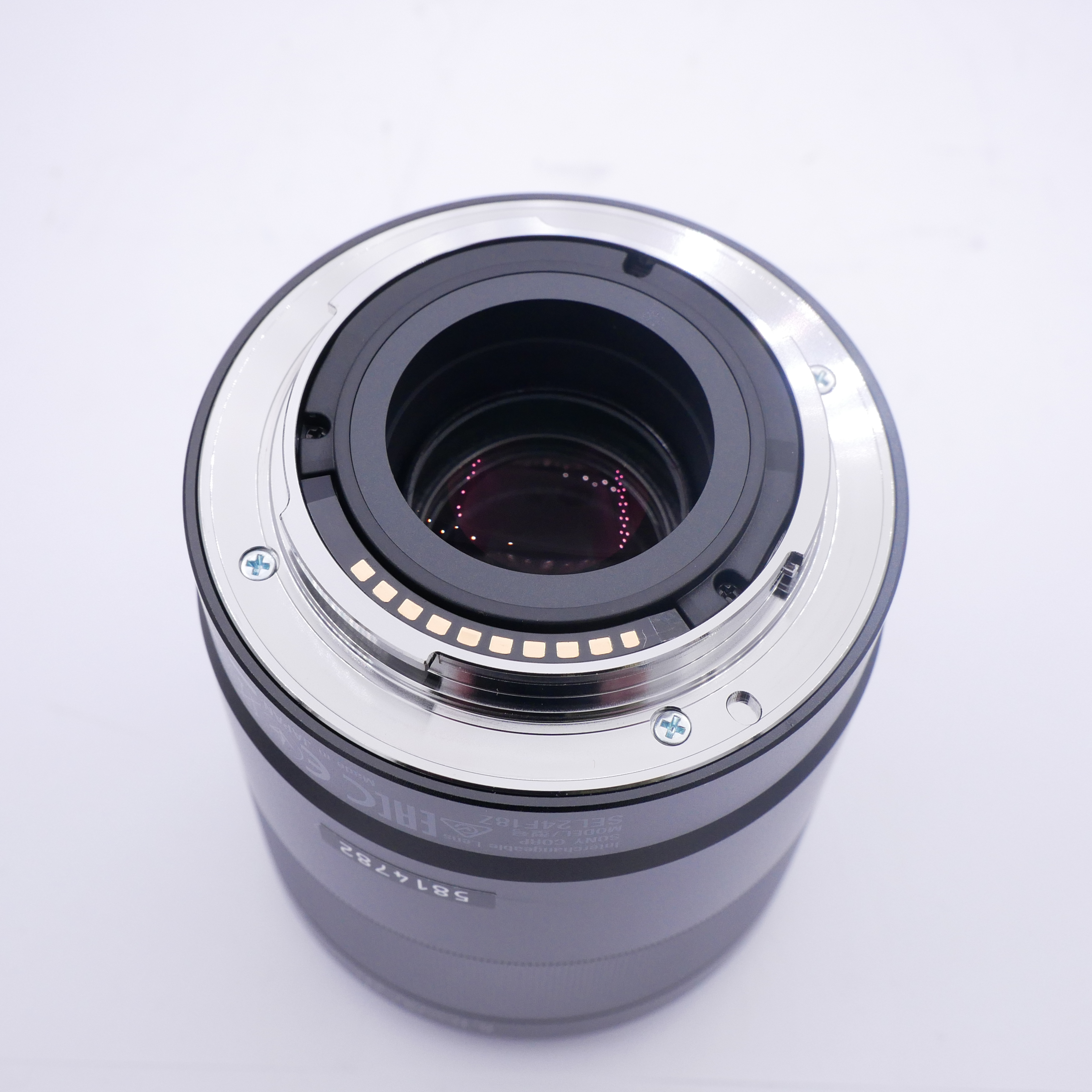 S-H-5VRFHF_3.jpg - Zeiss AF 24mm F/1.8 Sonnar T* ZA Lens for Sony E Mount (was $795) - Image 1