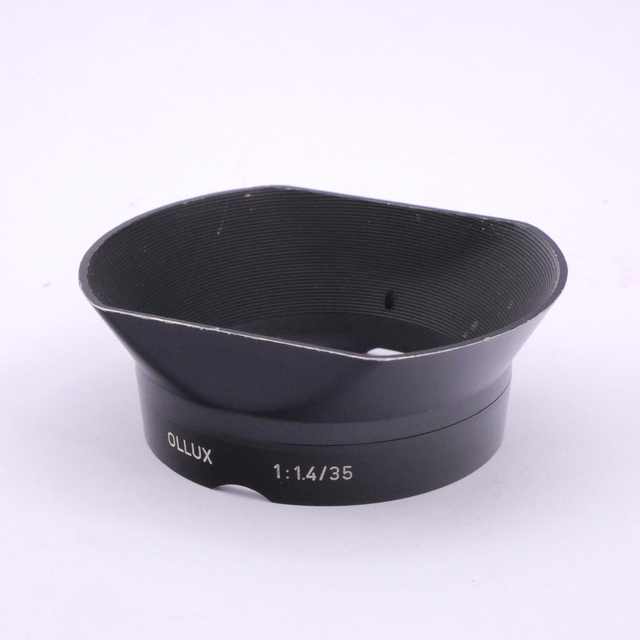 S-H-5YK6H8_4.jpg - Leica MF 35mm F/1.4 Summilux Lens in M Mount with Goggles and OLLUX Hood  - Image 5