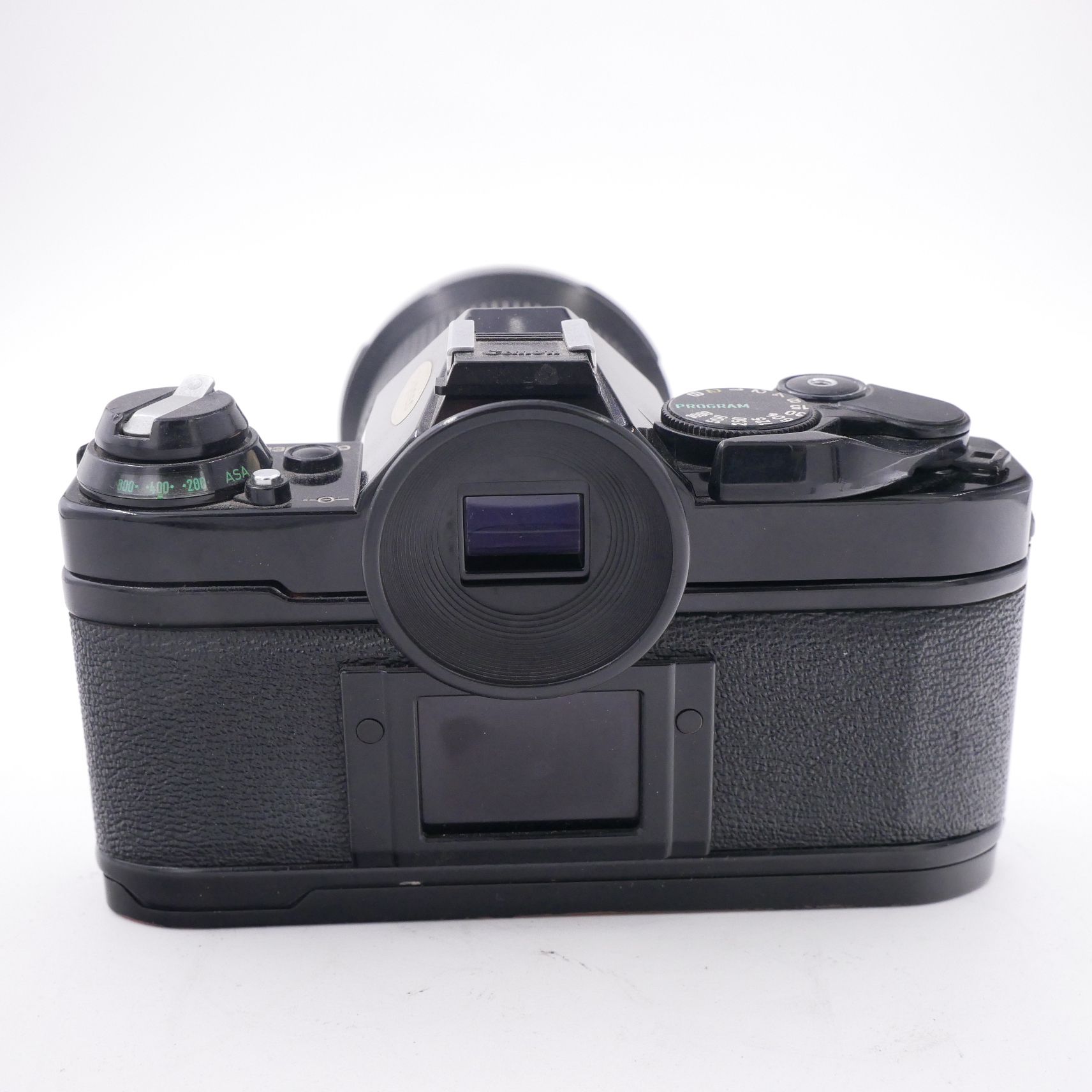 S-H-6TMHE8_2.jpg - Canon A-1 Program + 35-105mm F3.5 - Image 1