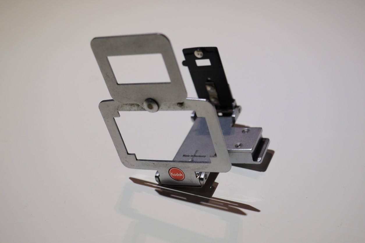 S-H-7A2LTW_2.jpg - Kodak Retina foldable finder - Image 2