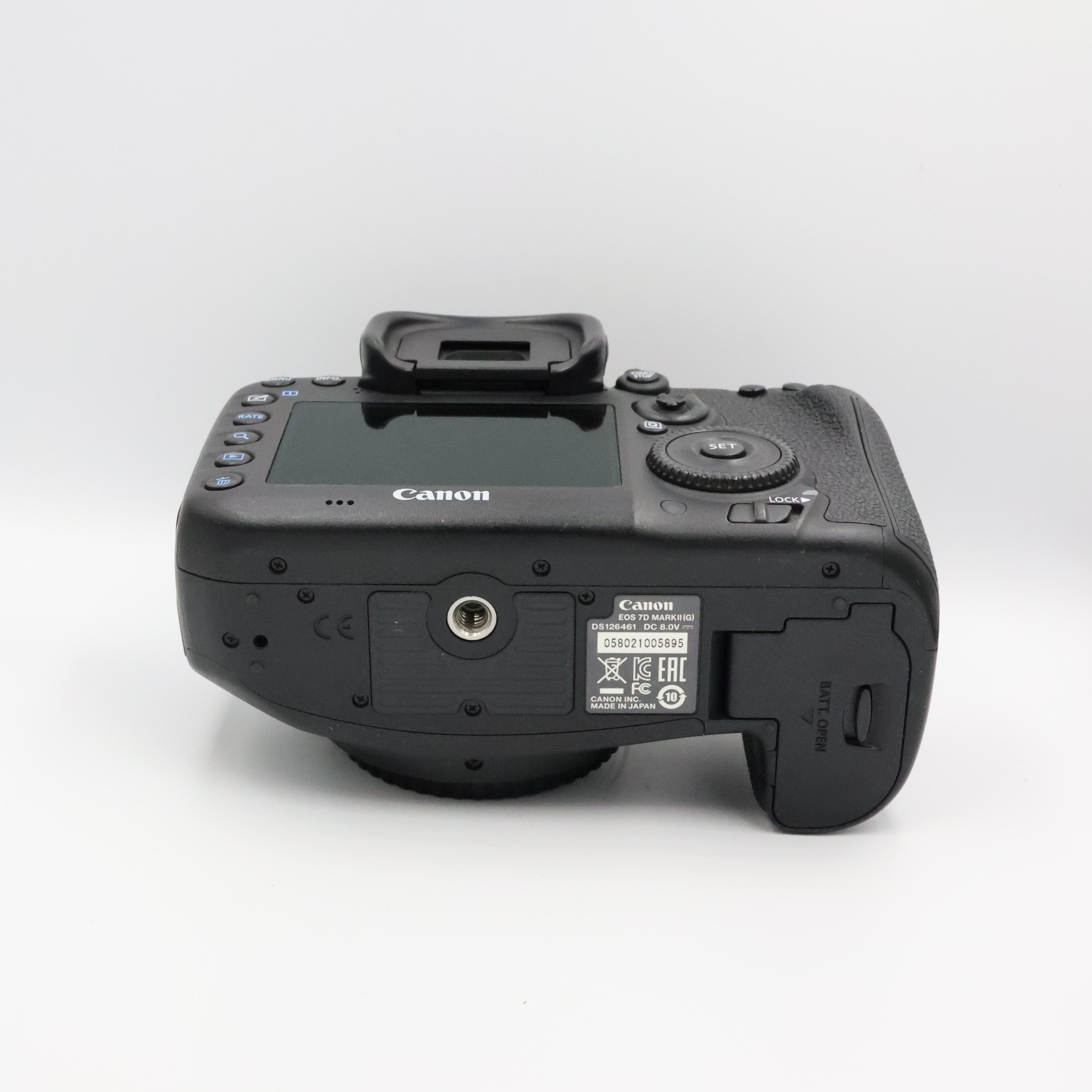 S-H-7D8AVD_4.jpg - Canon 7D II + BG-E16 Battery Grip - Image 3
