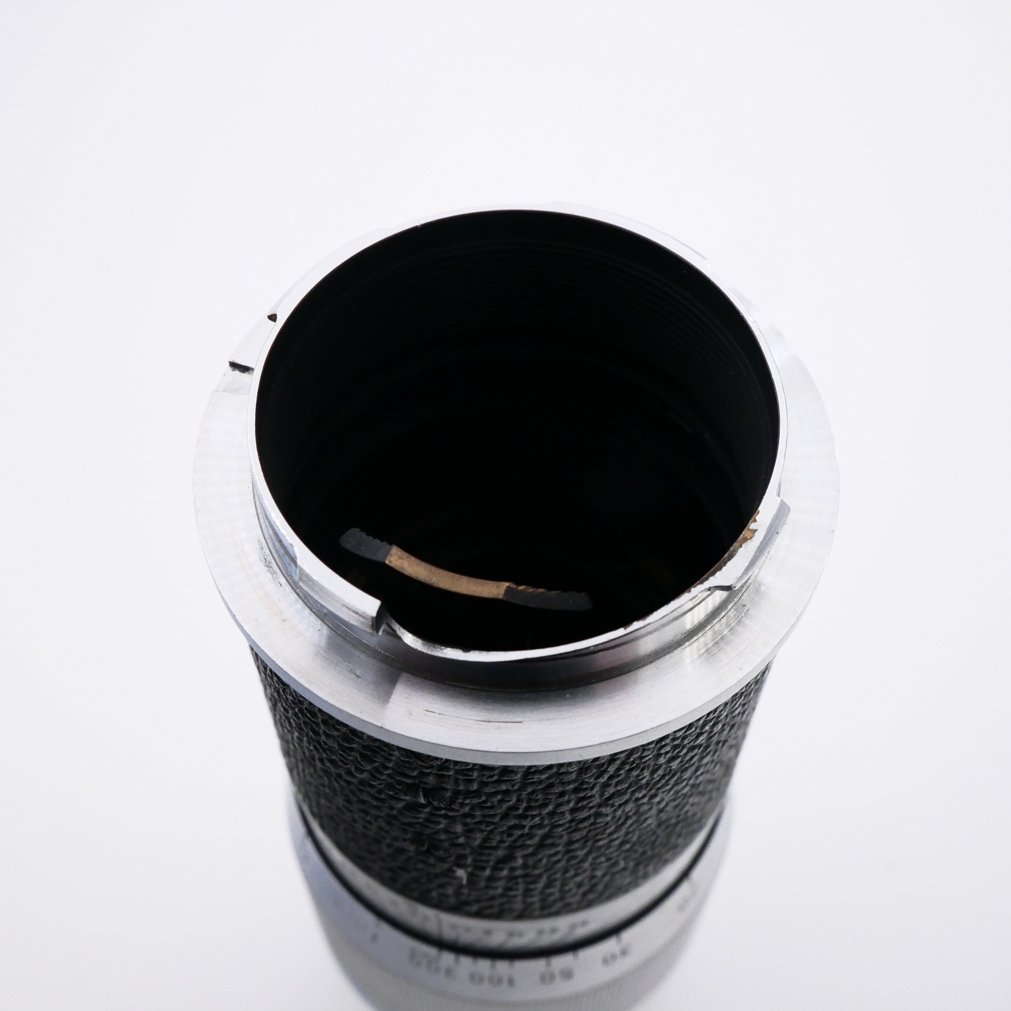 S-H-7DP9L4_3.jpg - Leitz MF 13.5cm F4.5 Hektor Lens - Image 1