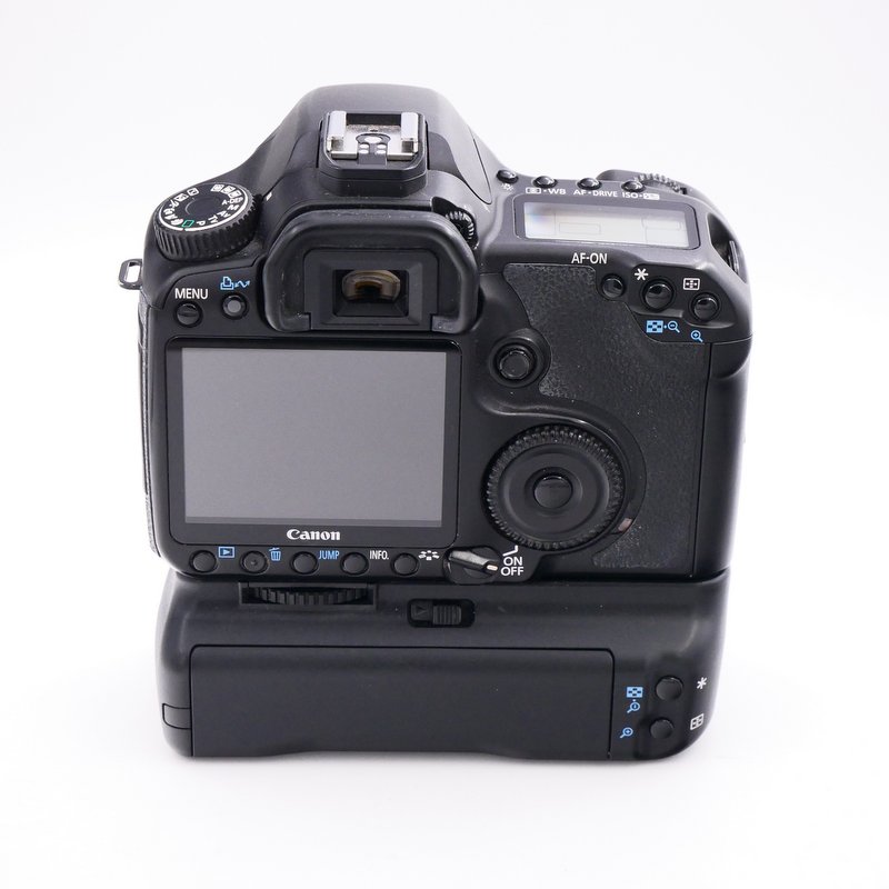 S-H-88ELRD_2.jpg - Canon Eos 40D Body + BG-E2 Grip - Only 24K Frames - Image 2