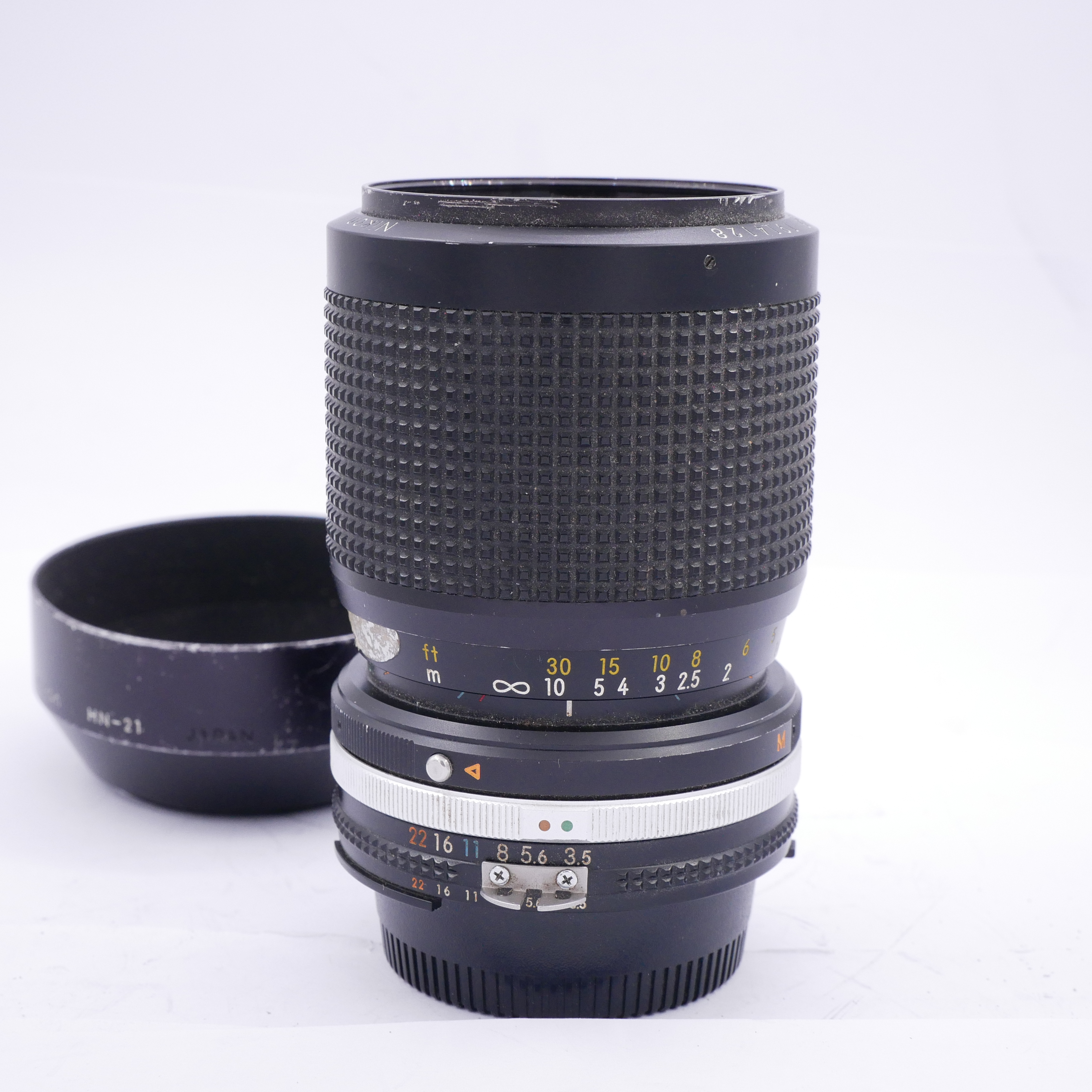 Best image for Nikon MF 35-105mm F/3.5-4.5 Ais Zoom-Nikkor Lens (was $289)