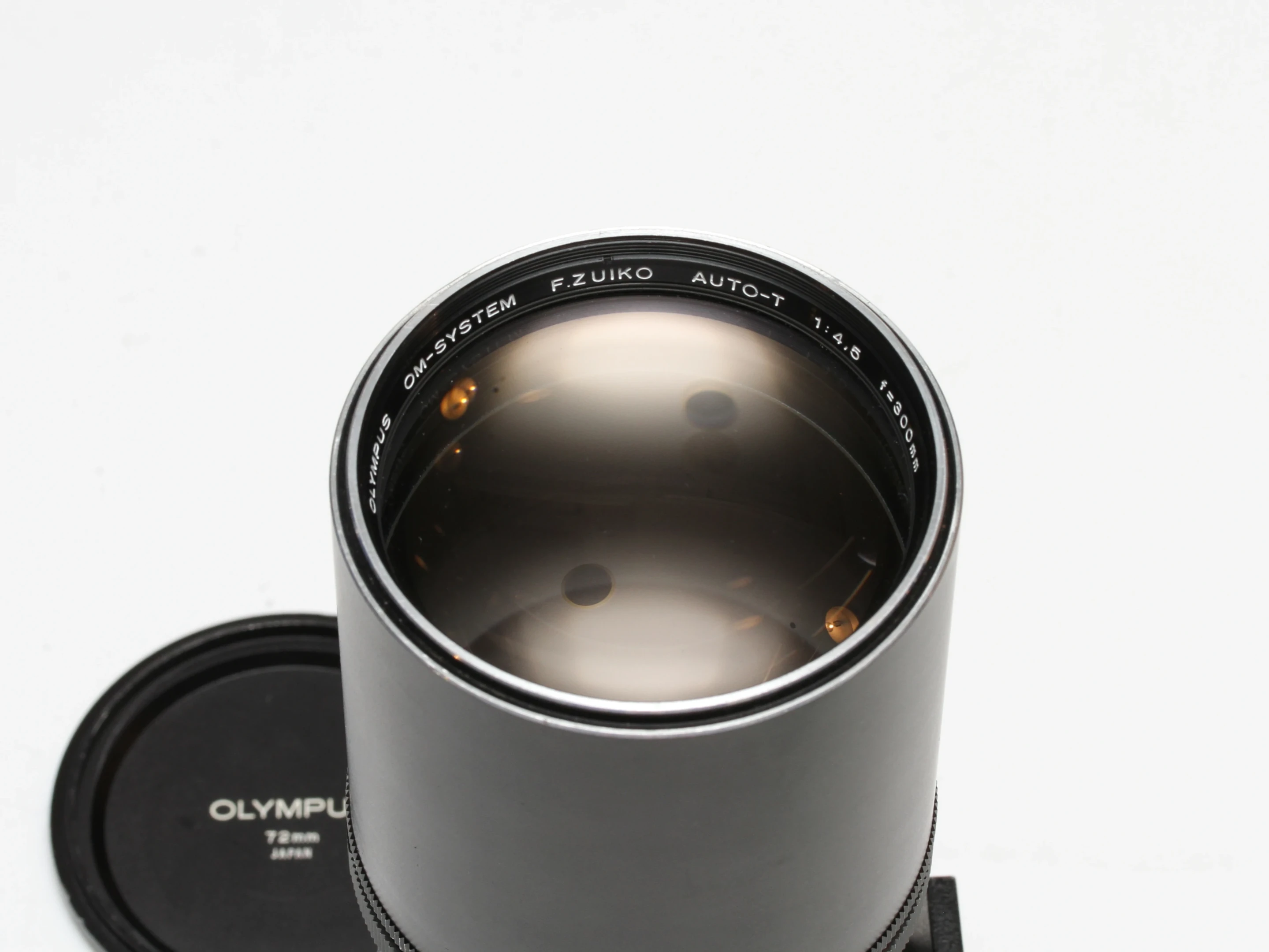 S-H-8UNT62_2.webp - Olympus MF 300mm f/4.5 F.Zuiko in OM Mount (was $395) - Image 1