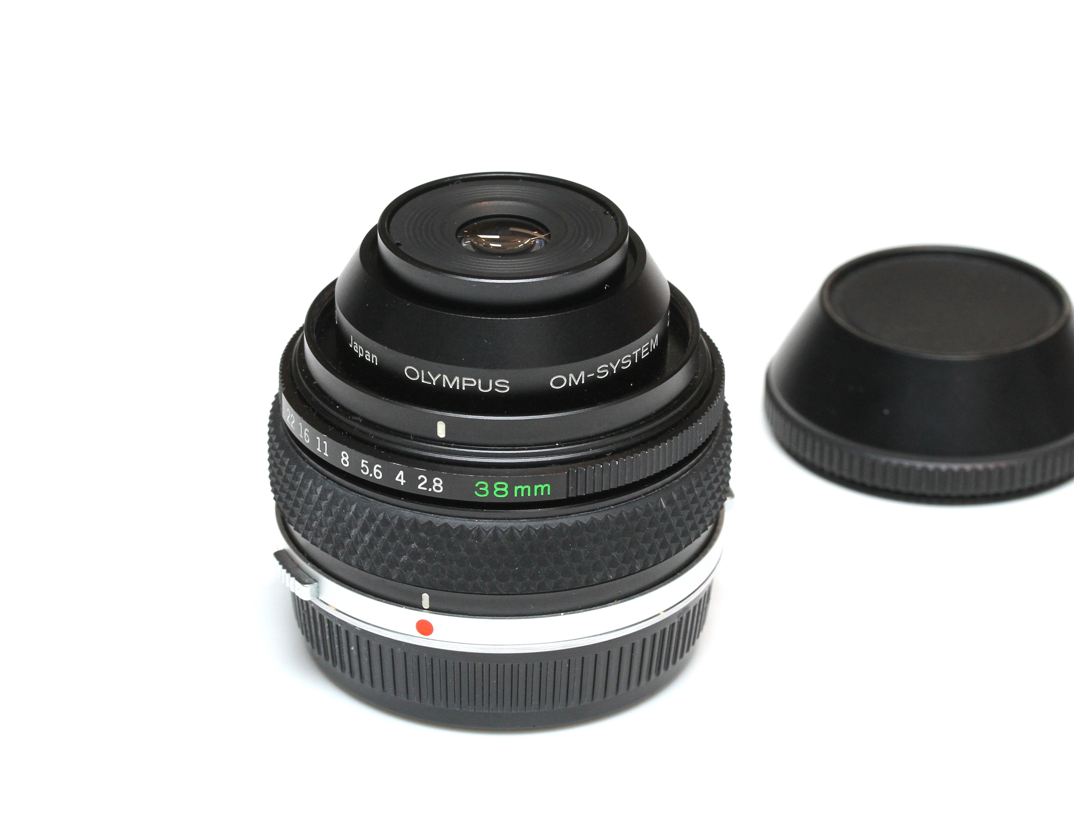 S-H-9A96VH_1.jpg - Olympus MF 38mm F/2.8 Zuiko Auto-Macro Lens in OM Mount - Thumbnail