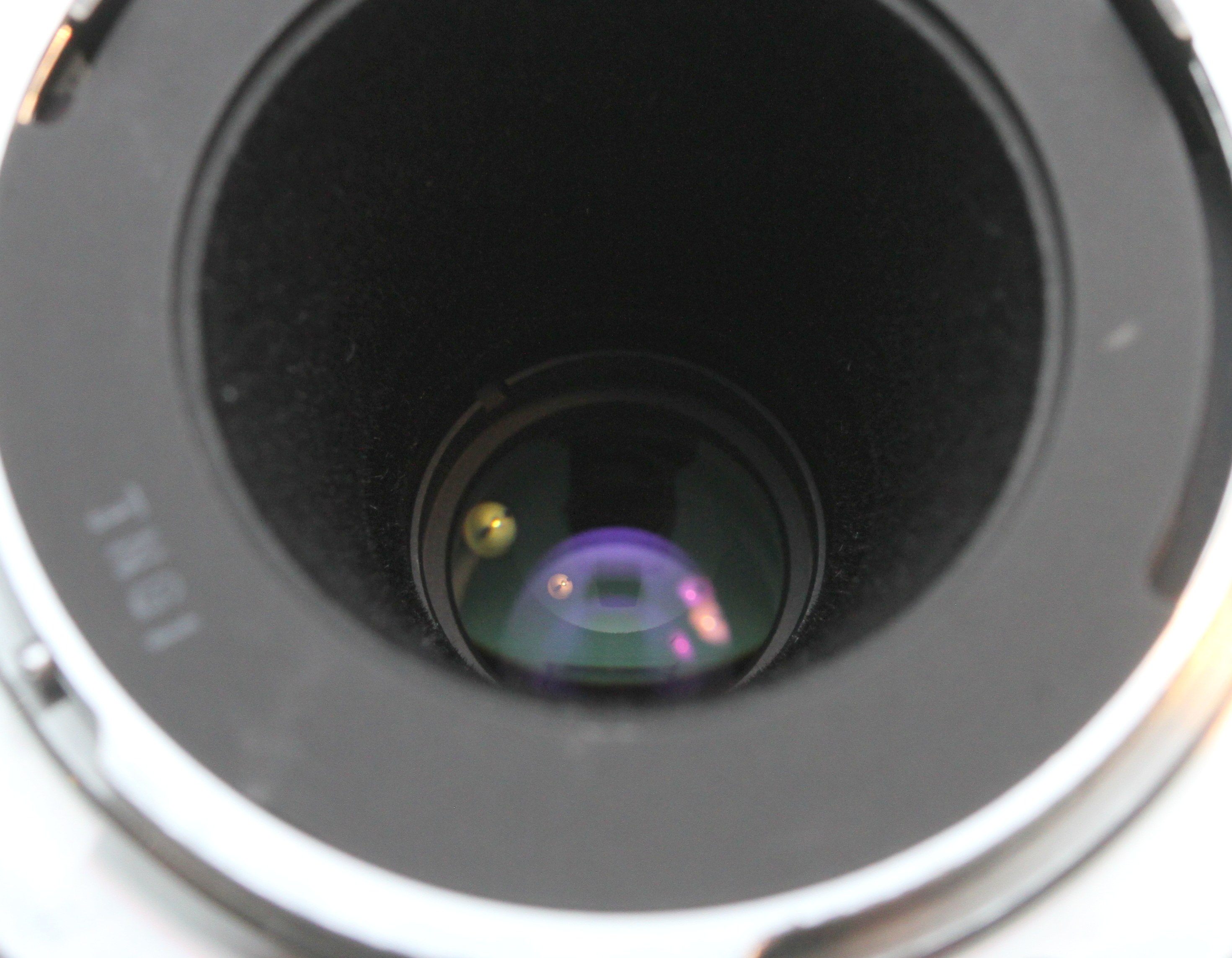S-H-9A96VH_3.jpg - Olympus MF 38mm F/2.8 Zuiko Auto-Macro Lens in OM Mount - Image 2
