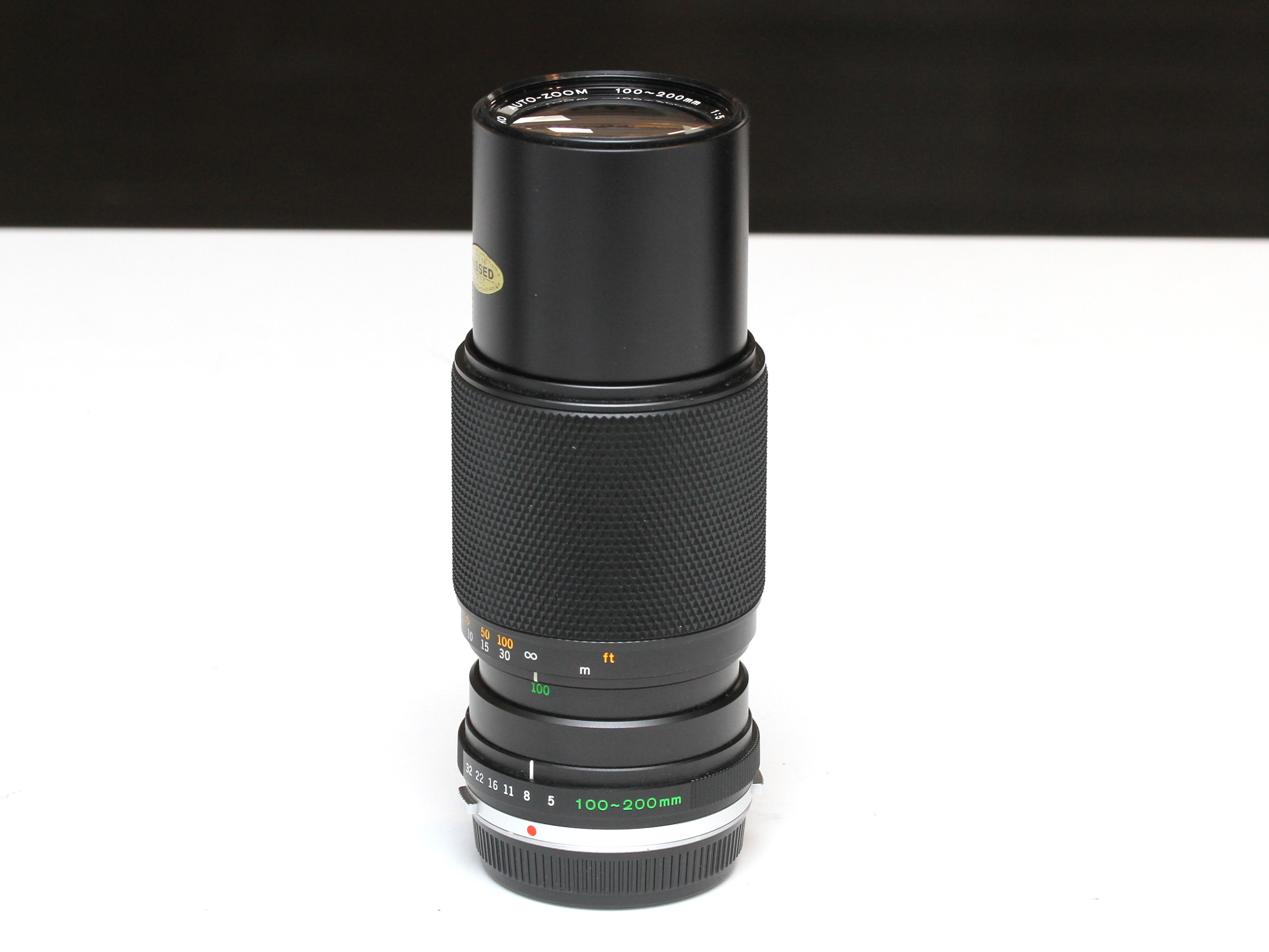 Best image for Olympus MF 100-200mm F/5 Zuiko Auto-Zoom Lens in OM Mount
