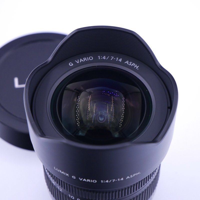 1-P3390406.JPG - Panasonic AF 7-14mm F/4 Asph G Vario Lens for m4/3s - Image 1
