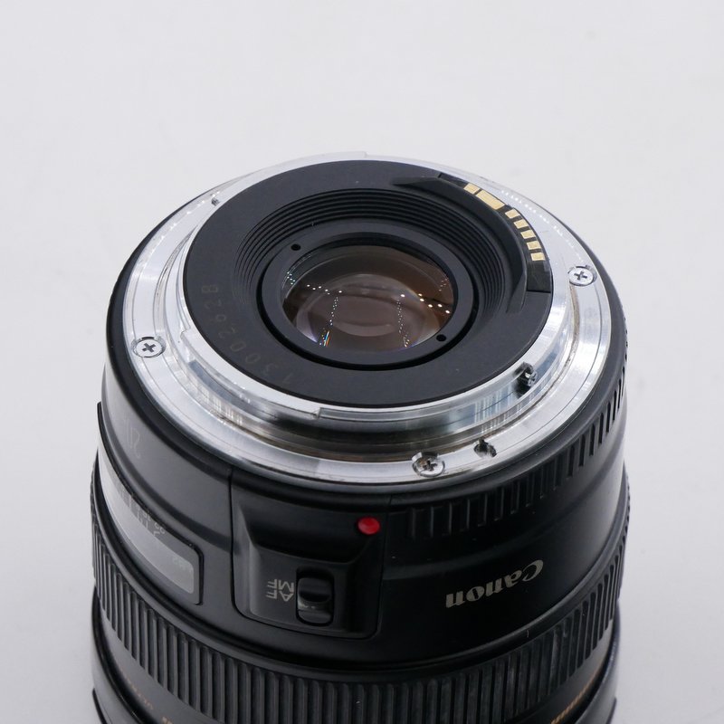 S-H-9M82YV_3.jpg - Canon EF 20mm F/2.8 USM Lens - Image 1