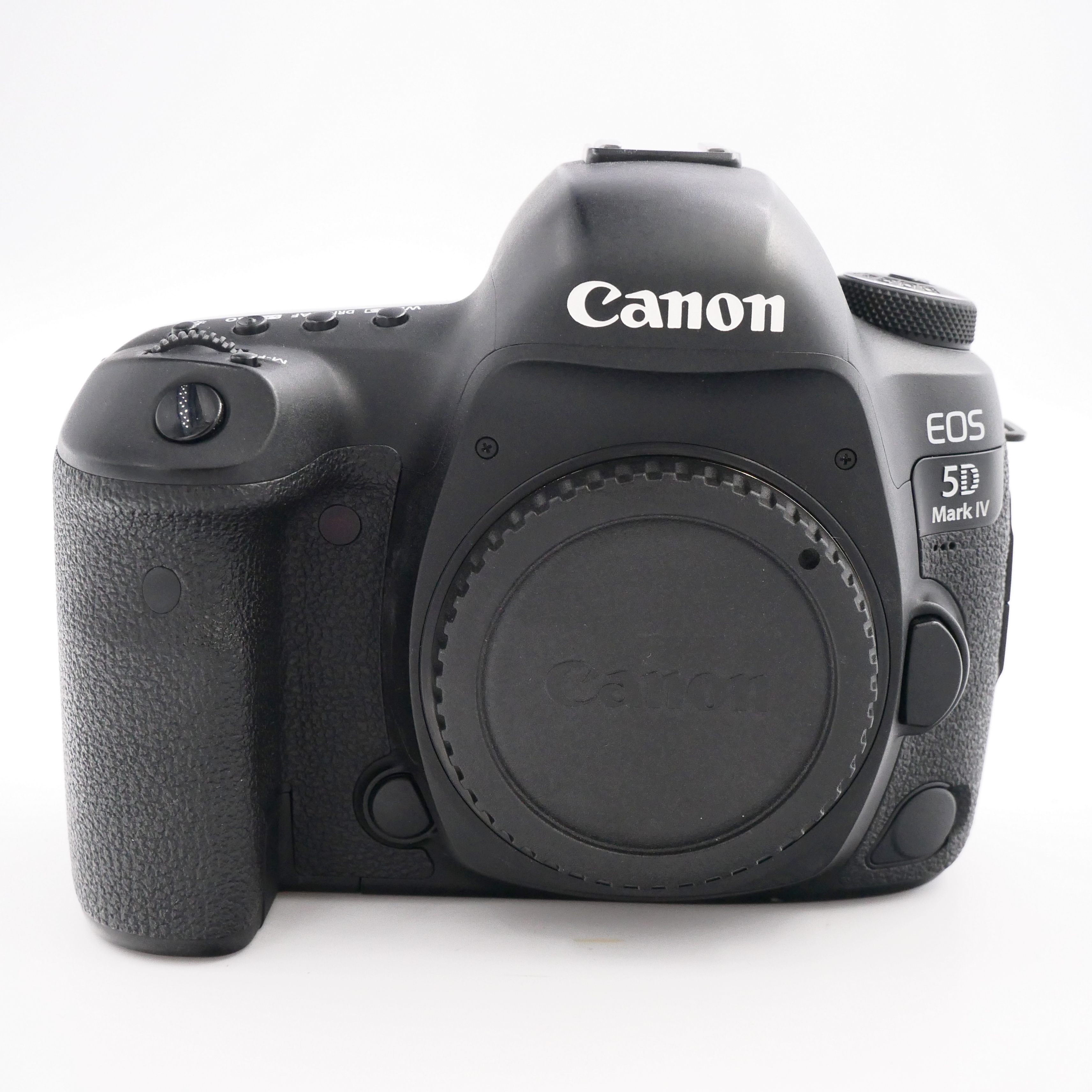 Best image for   Canon 5DIV Body Only (131K shutter)