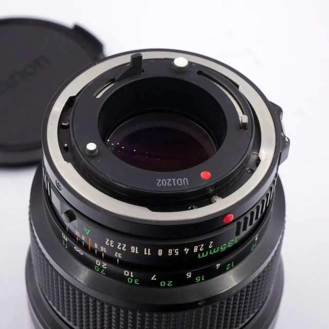 S-H-A5TTSV_3.webp - Canon MF 135mm F/2 Lens in FD Mount - Image 2