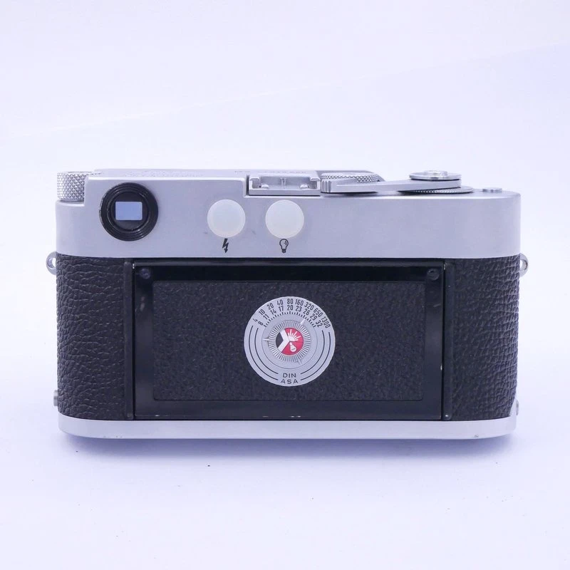 S-H-AD37JP_2.webp - Leica M2 + 5cm F/2 Dual Range Summicron - Body S/N 1049 888 - Image 1