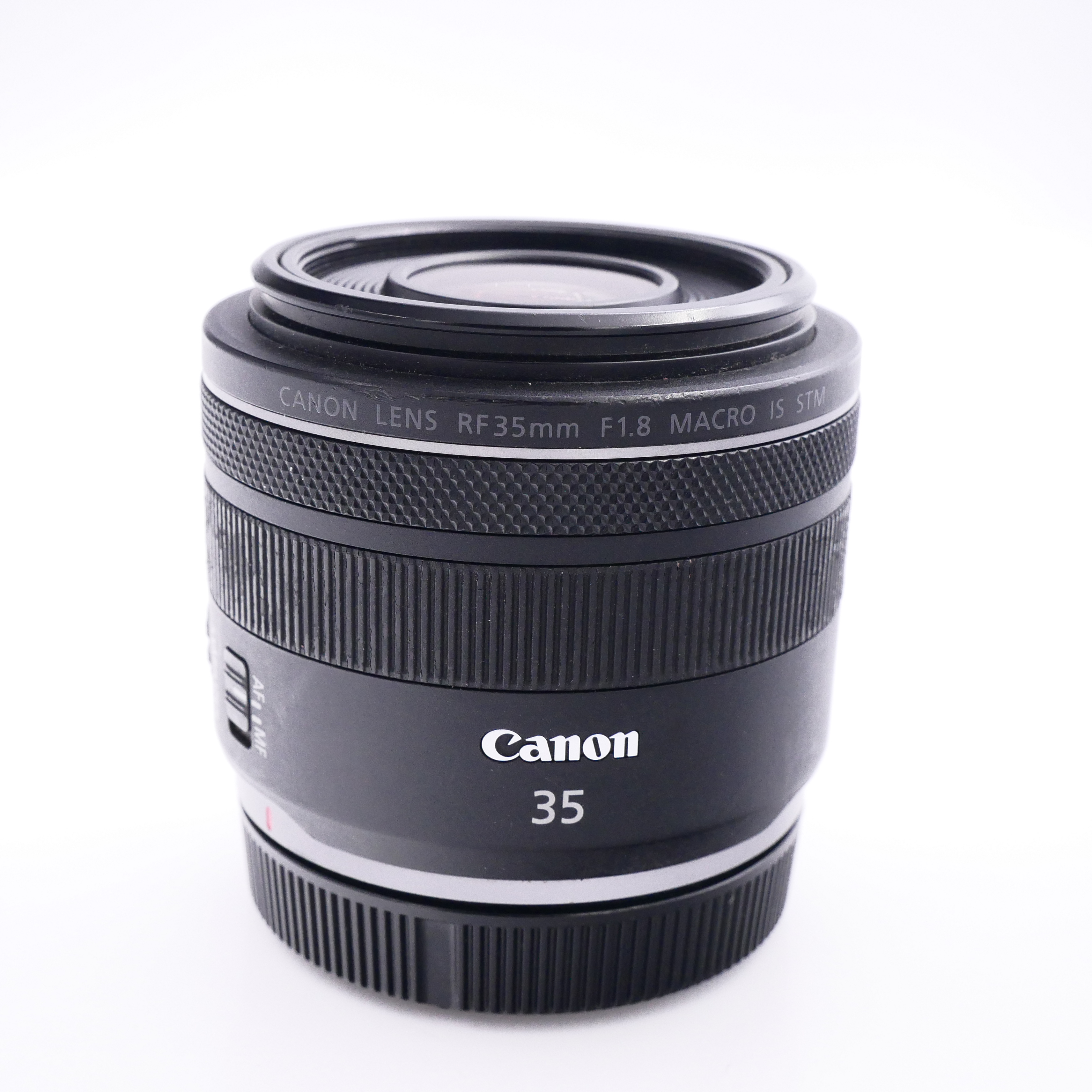 Best image for Caon RF 35mm F1.8 Macro STM Lens