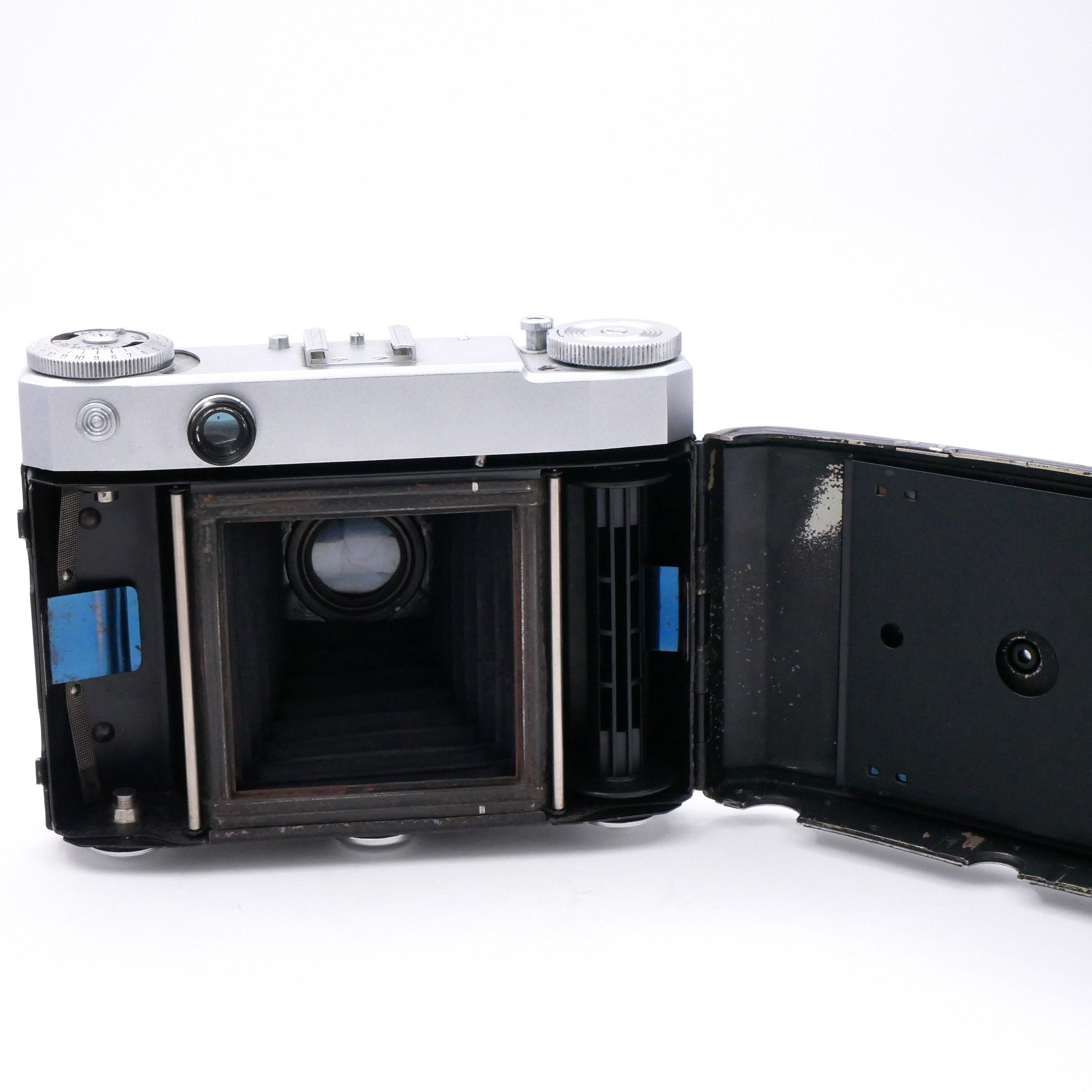 S-H-AF5U4Y_5.jpg - Zeiss Ikon Super Ikonta Folding Film Camera with Tessar 75mm f3.5 - Image 4