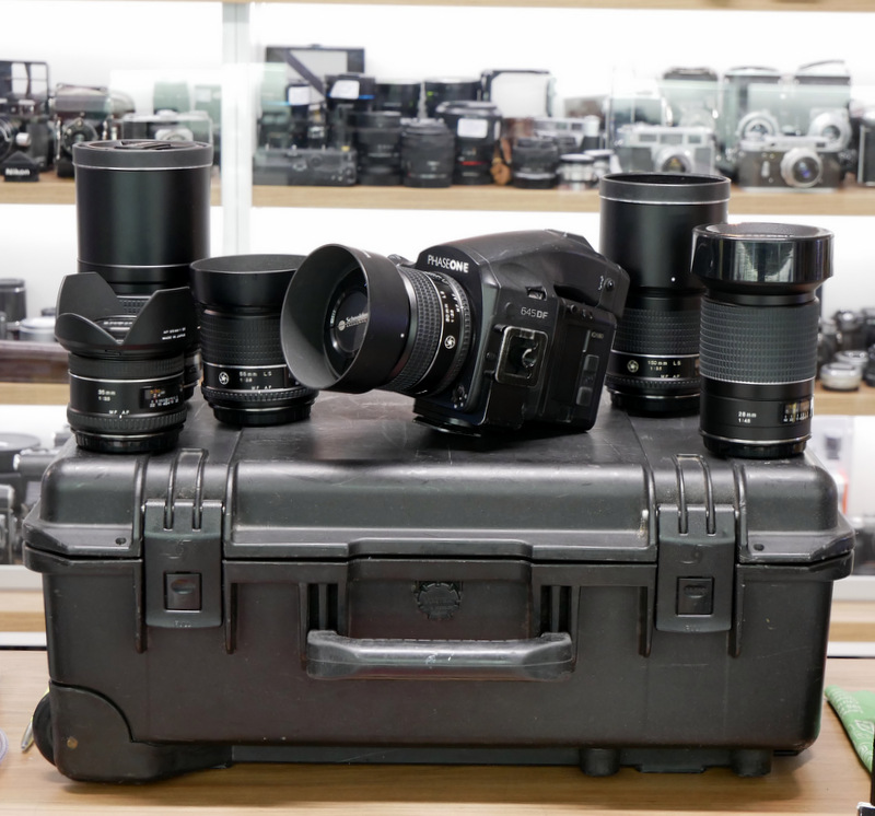 S-H-APW3AF_3.jpg - PhaseOne 645DF + IQ180 Digital Back + 80mm 2.8 LS + 28mm 4.5 + 35mm 3.5 + 55mm 2.8 LS + 150mm 3.5 LS Kit (was $29990) - Image 2