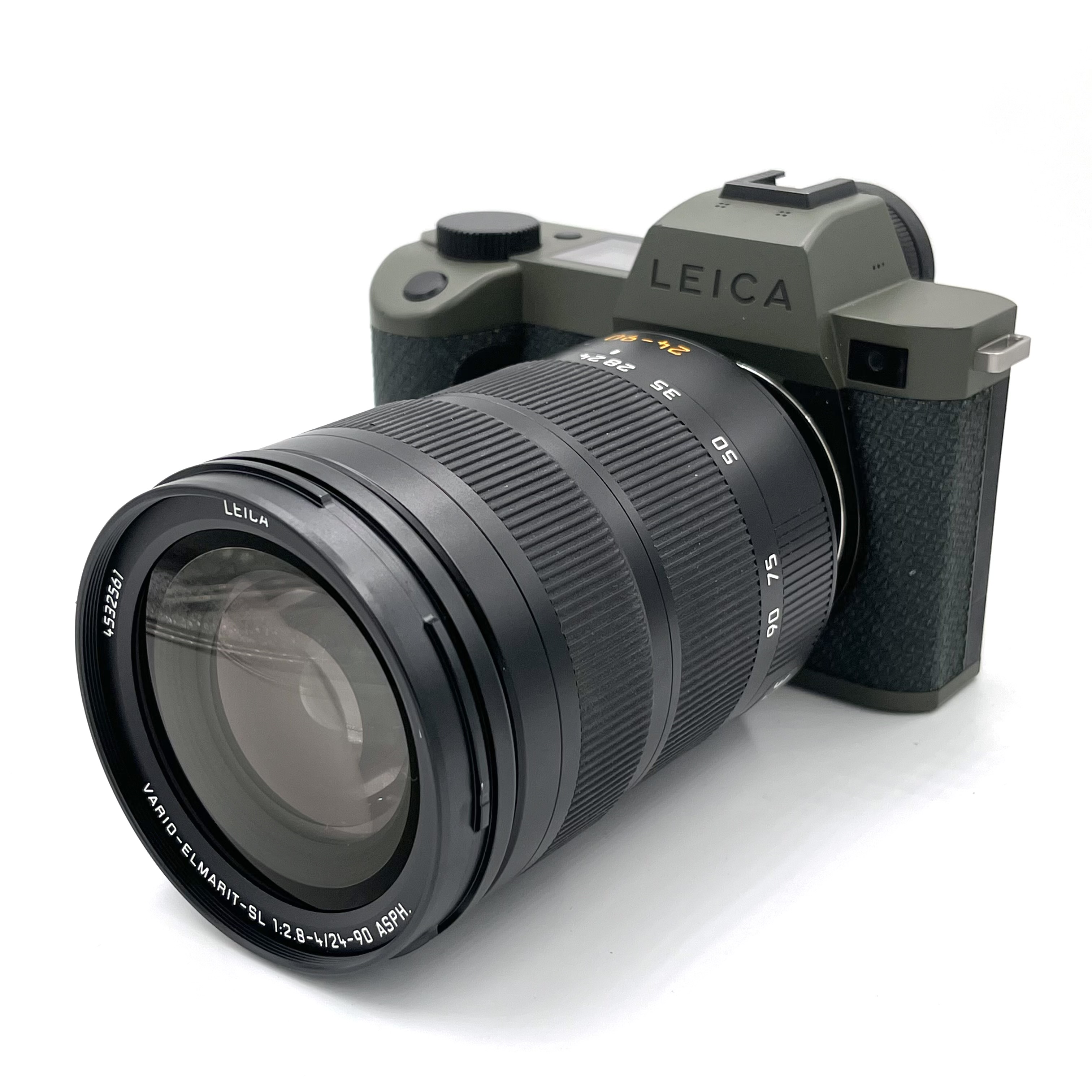 S-H-C3U7PC_11.jpeg - Leica SL2-S Reporter + Leica Vario-Elmarit-SL 24-90mm F/2.8-4 ASPH Kit - Image 2