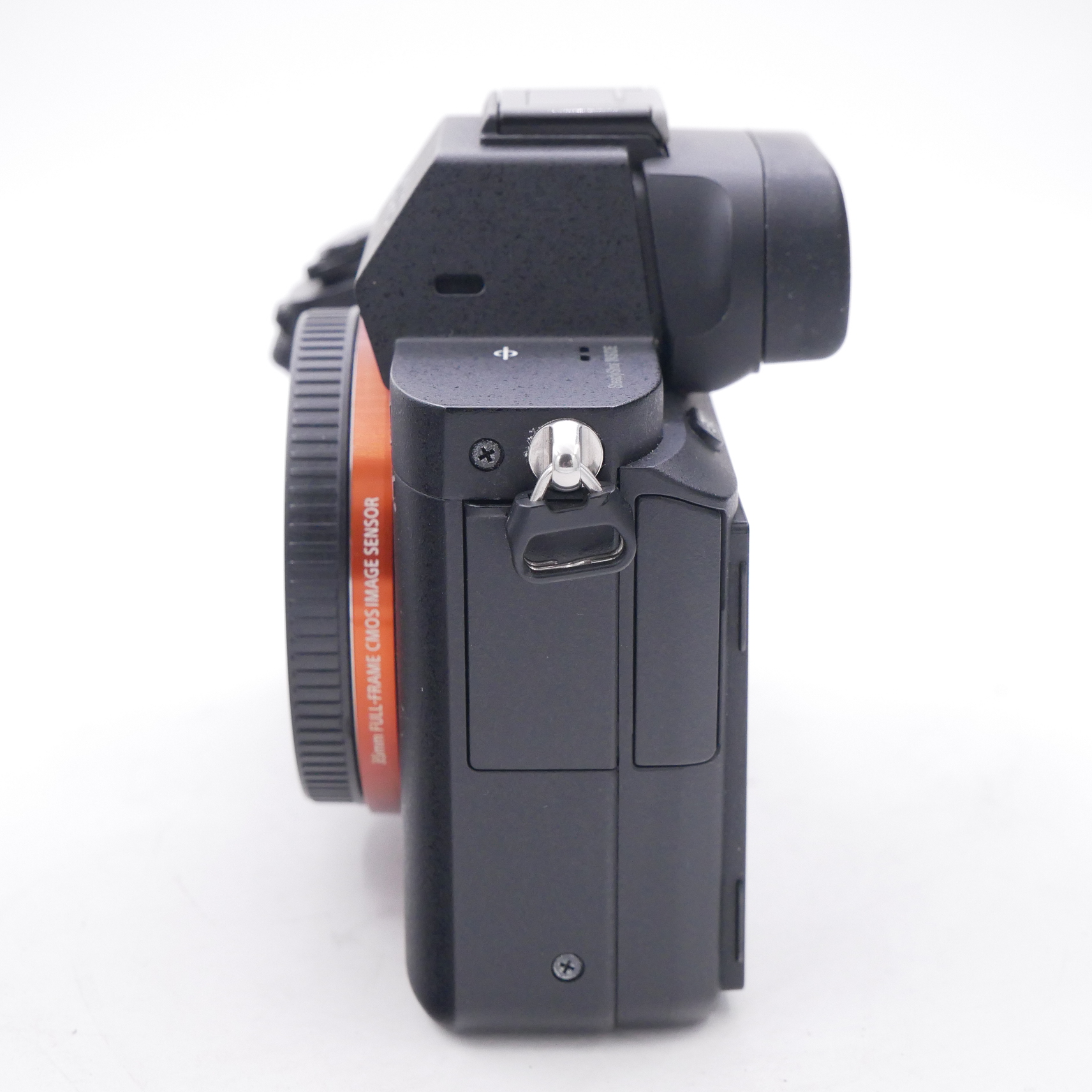 S-H-CC32CK_3.jpg - Sony A7 II Body Only 9,800 Frames - Image 2