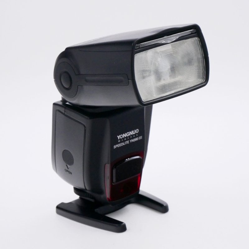 Best image for Yongnuo YN560 III Speedlite