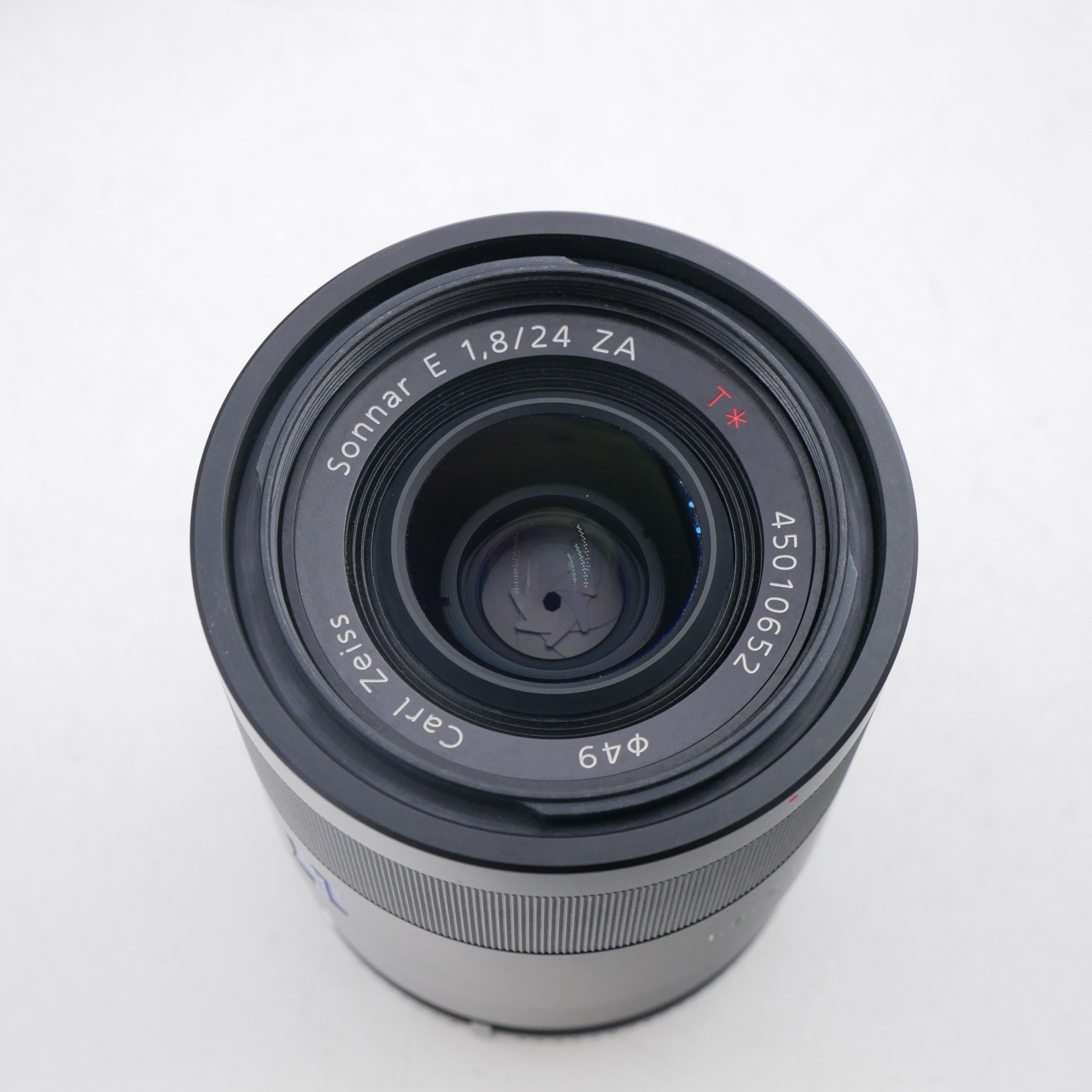 S-H-CMAYF8_2.jpg - Sony Zeiss 24mm f1.8 Sonnar ZA E-mount