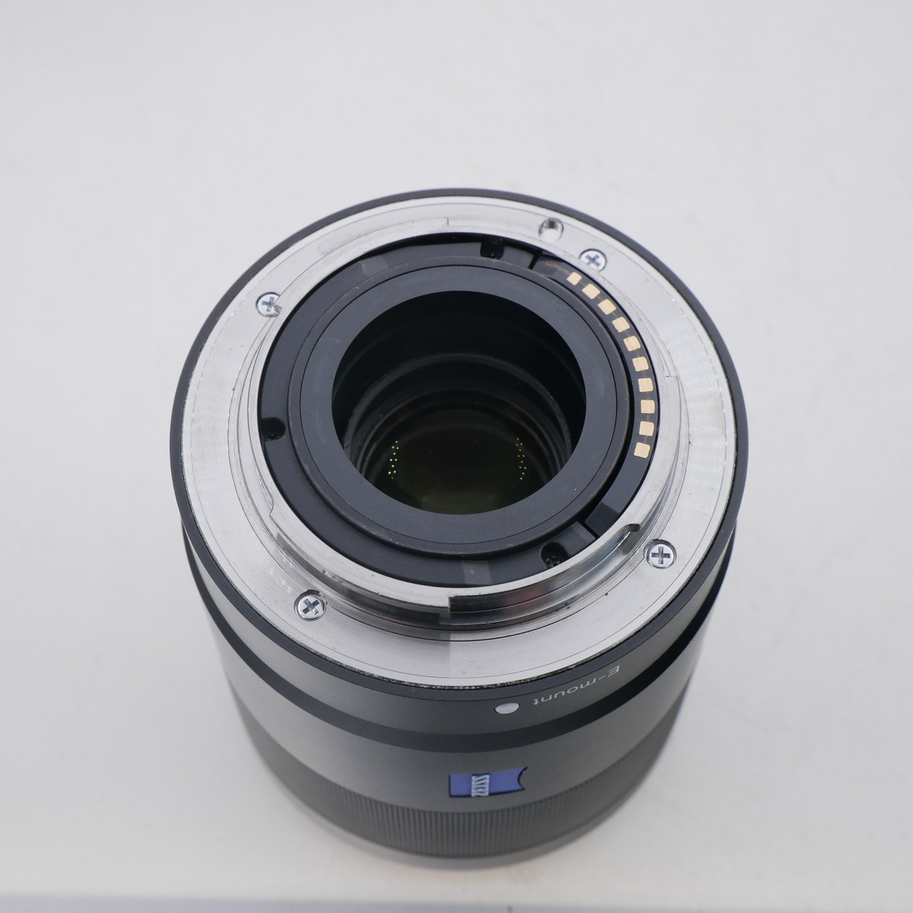 S-H-CMAYF8_3.jpg - Sony Zeiss 24mm f1.8 Sonnar ZA E-mount