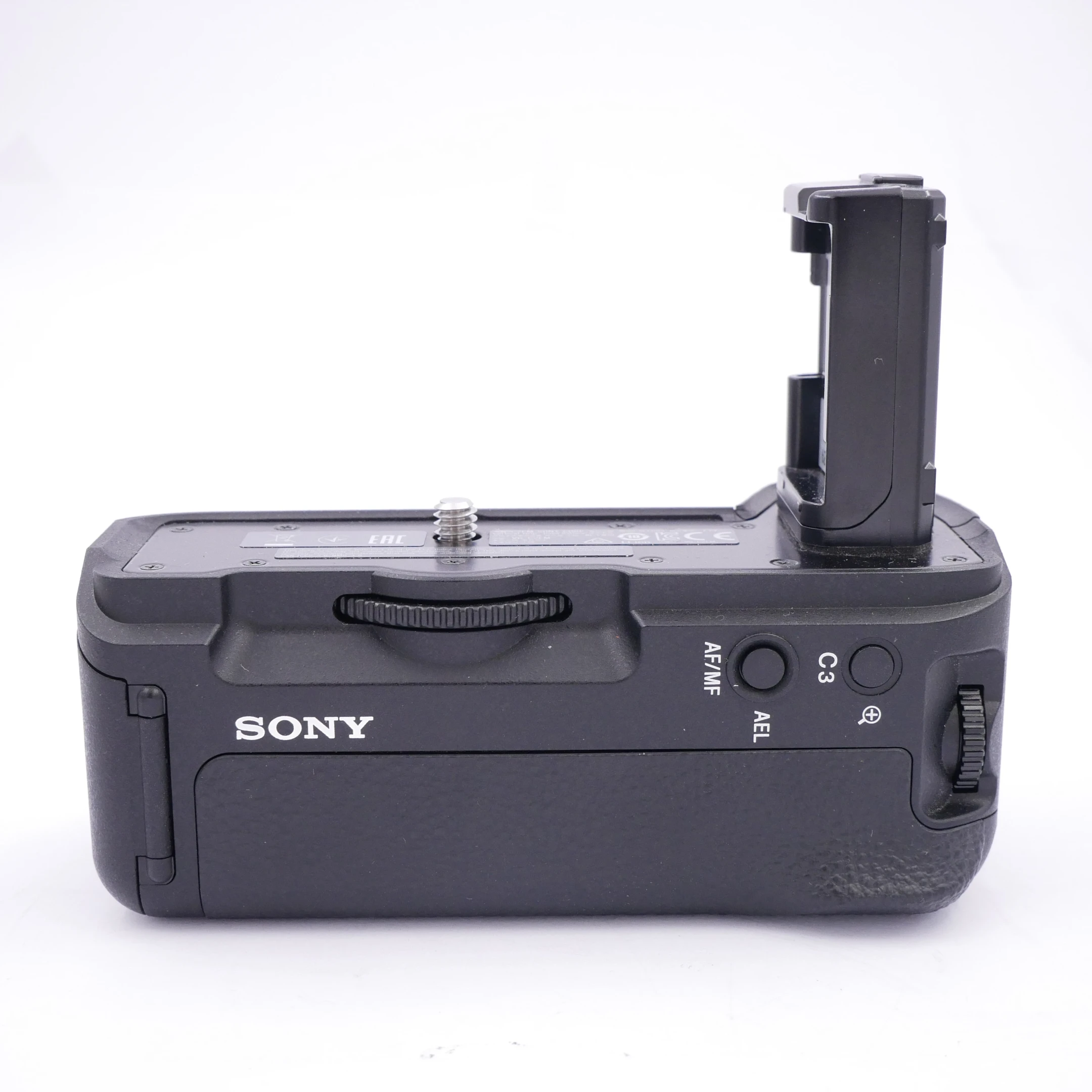 Best image for Sony VG-C2EM Battery Grip (was $249)