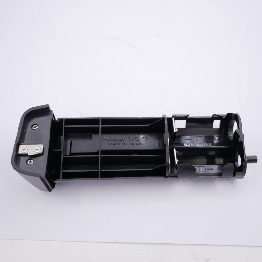 S-H-D8TCTN_3.jpg - Nikon MS-11 Battery Holder - Image 2