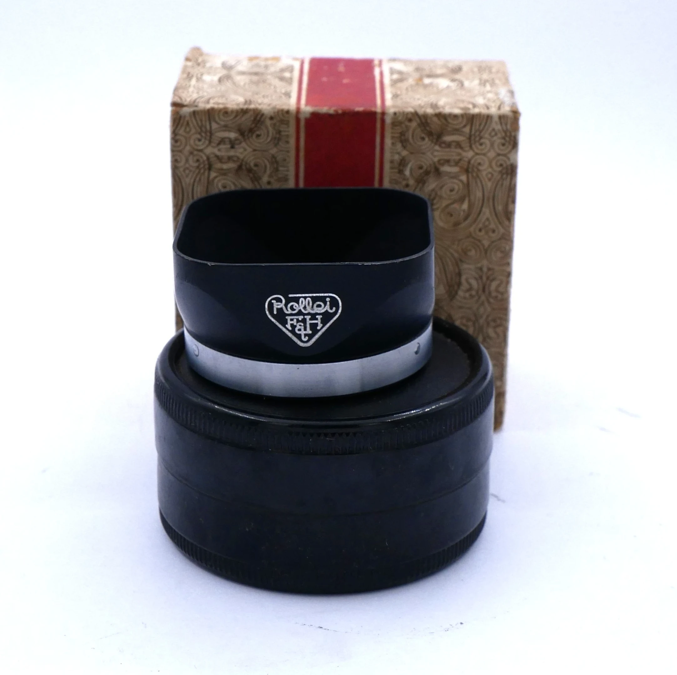 Best image for Rollei R2 Lens Hood