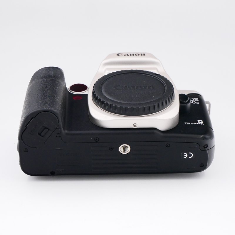 S-H-DJ4V72_4.jpg - Canon Eos 50e Body - Image 3