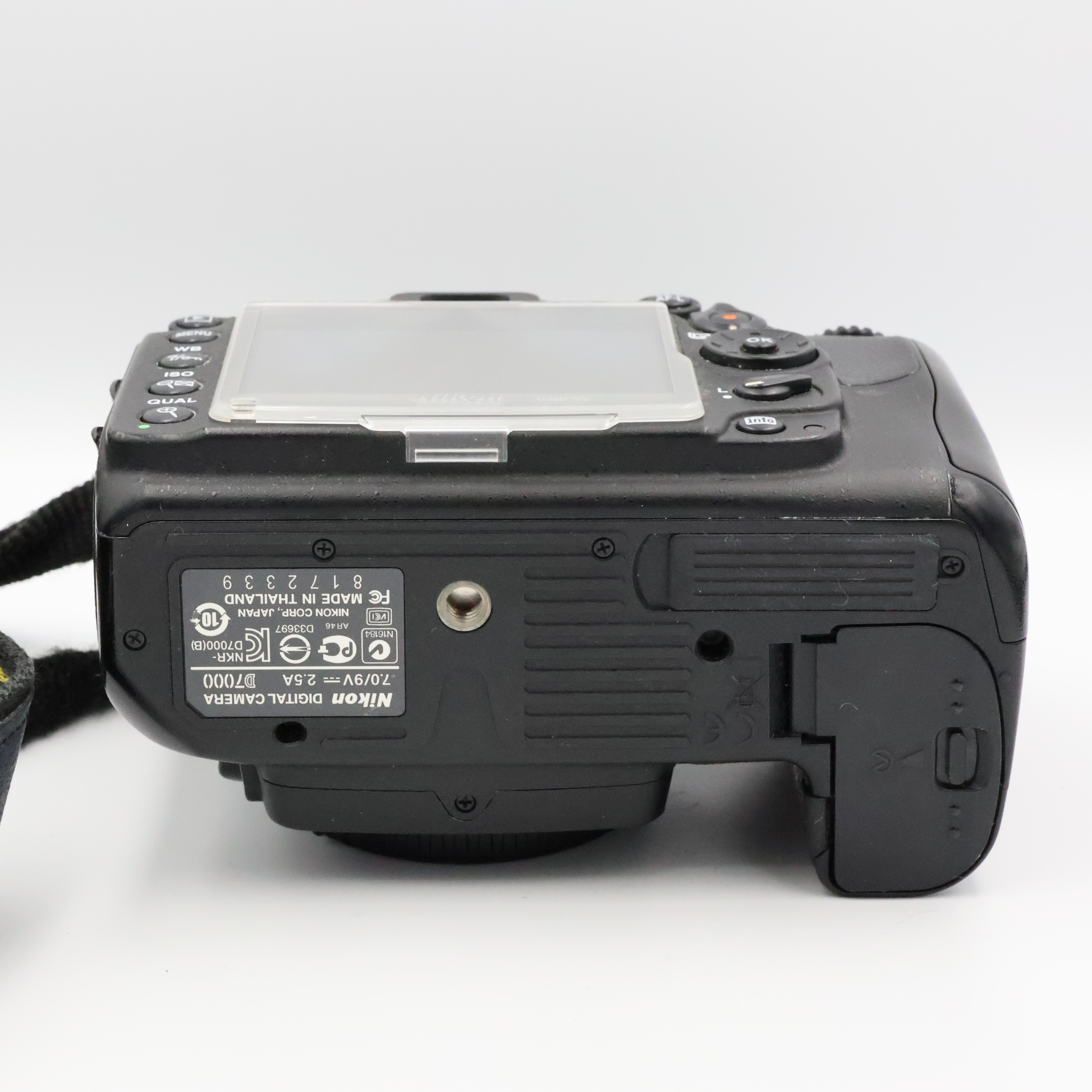 S-H-DV9WAK_4.jpg - Nikon D7000 Body - Image 3