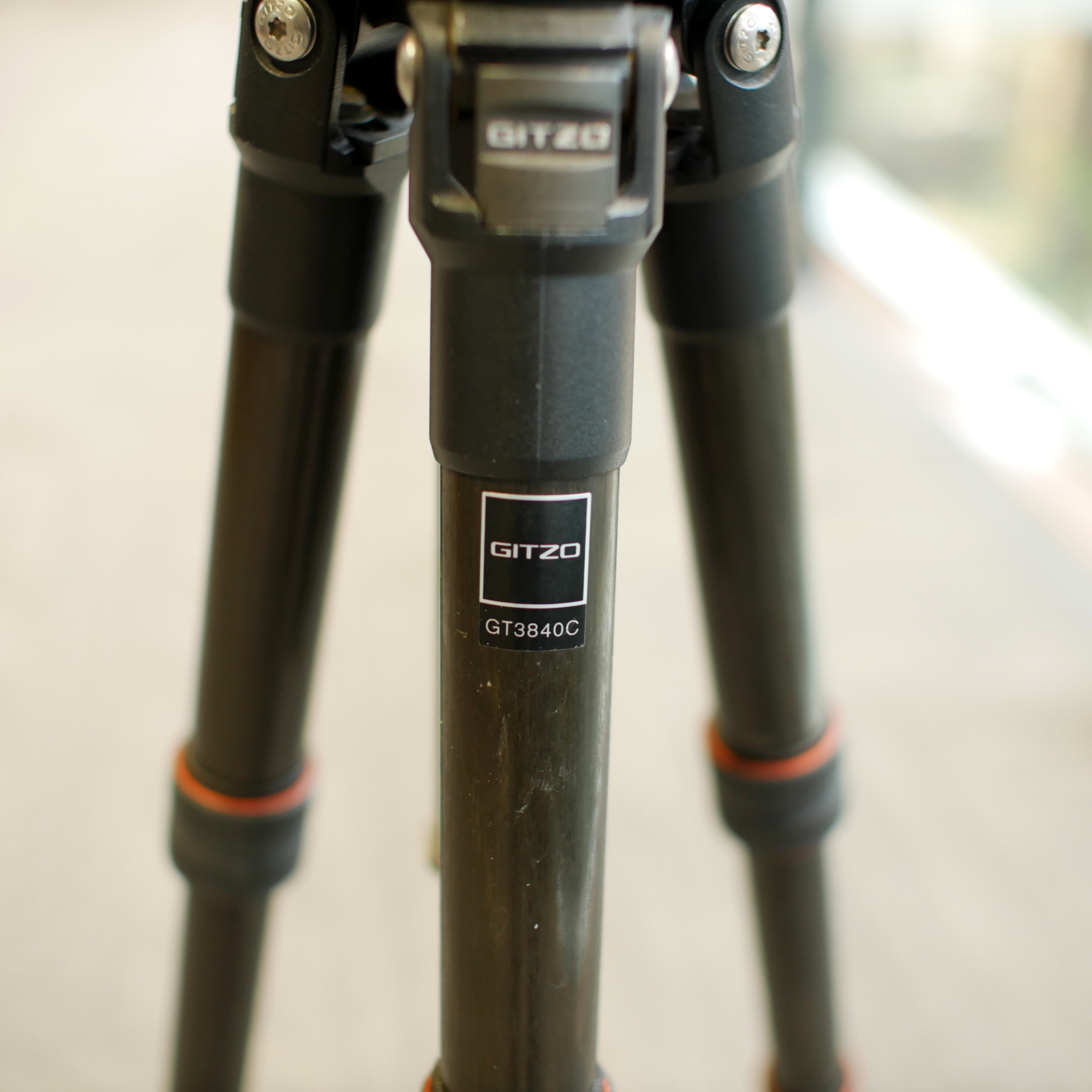 S-H-EDEHFP_2.jpg - Gitzo GT3840C Basalt Compact Tripod  - Image 1