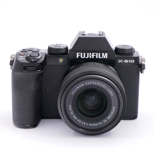 Fujifilm X-S10 + 15-45mm F/3.5-5.6 OIS PZ - 3K Frames