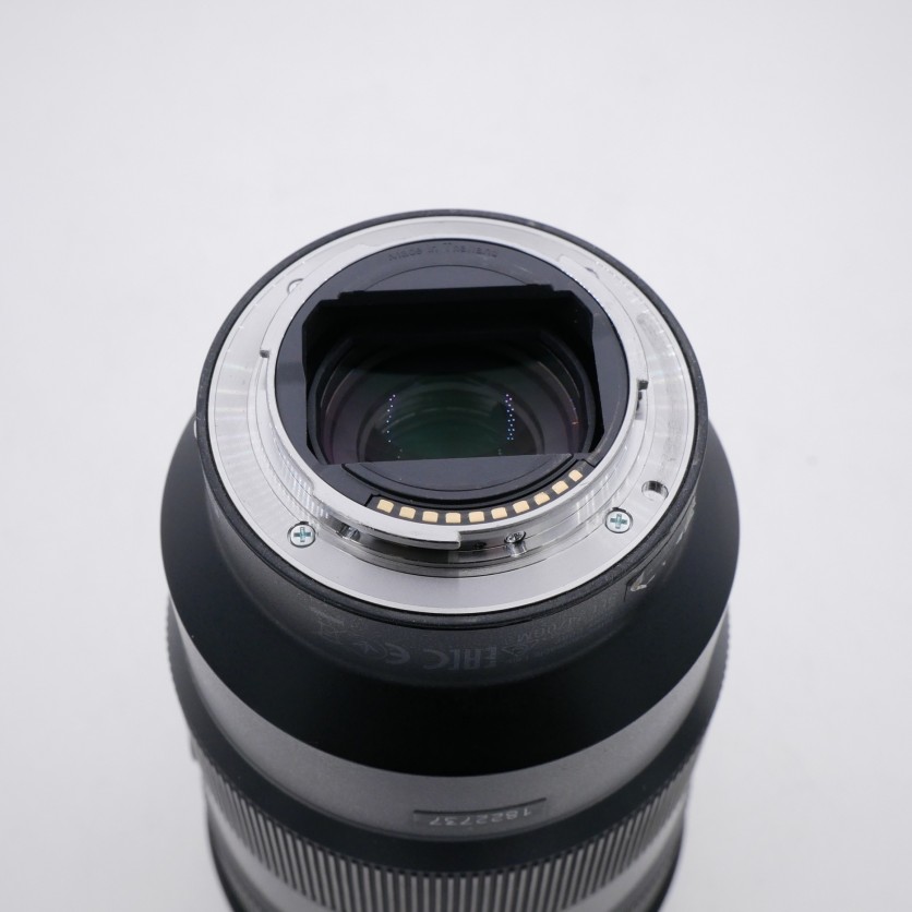 S-H-F3WF9D_3.jpg - Sony FE 24-70mm F2.8 GM Lens 