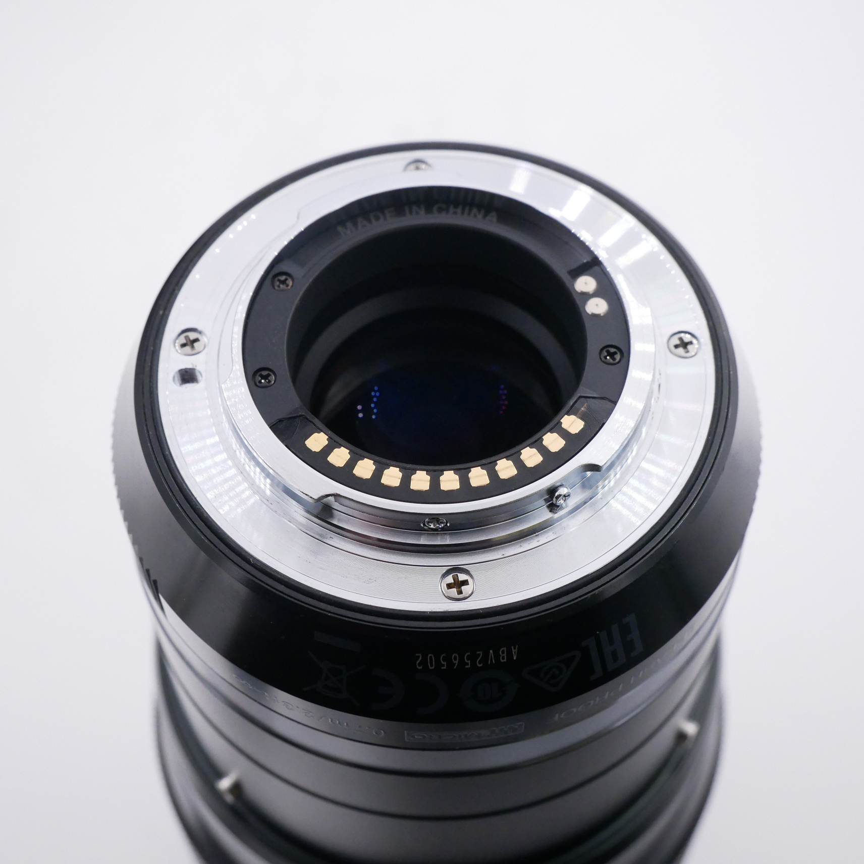 S-H-FCEVE4_3.jpg - Olympus AF 40-150mm F/2.8 Pro Lens - Image 1
