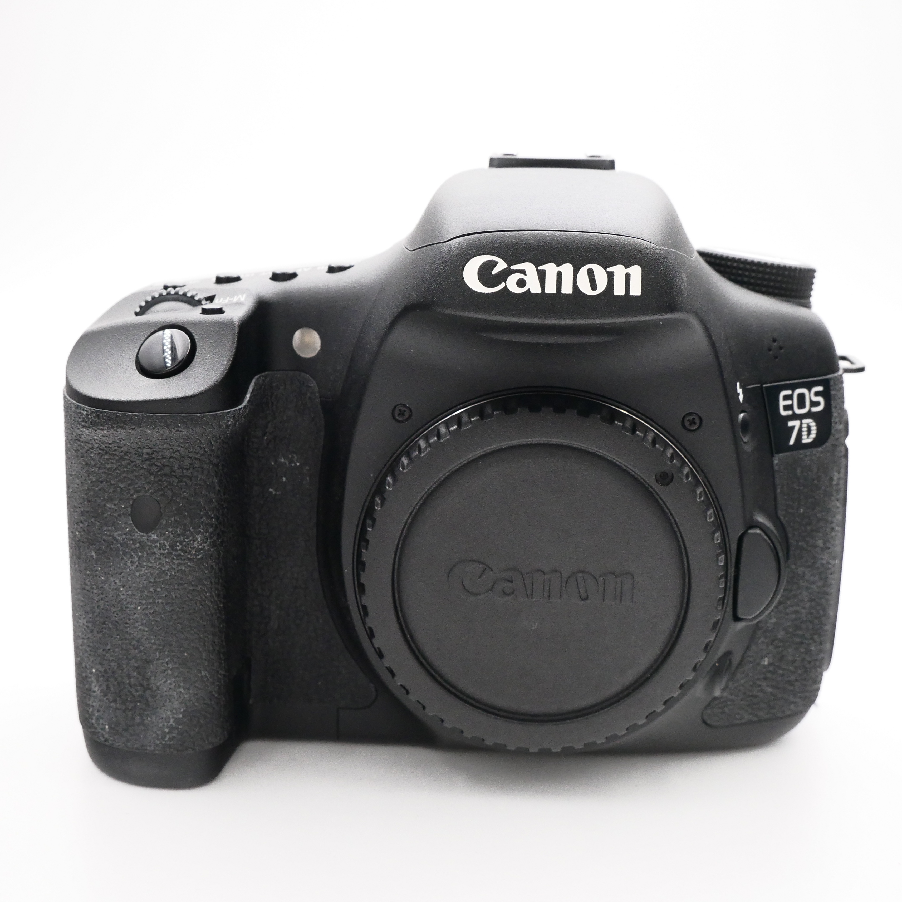 Best image for Canon EOS 7D Body Only 7,400 Frames