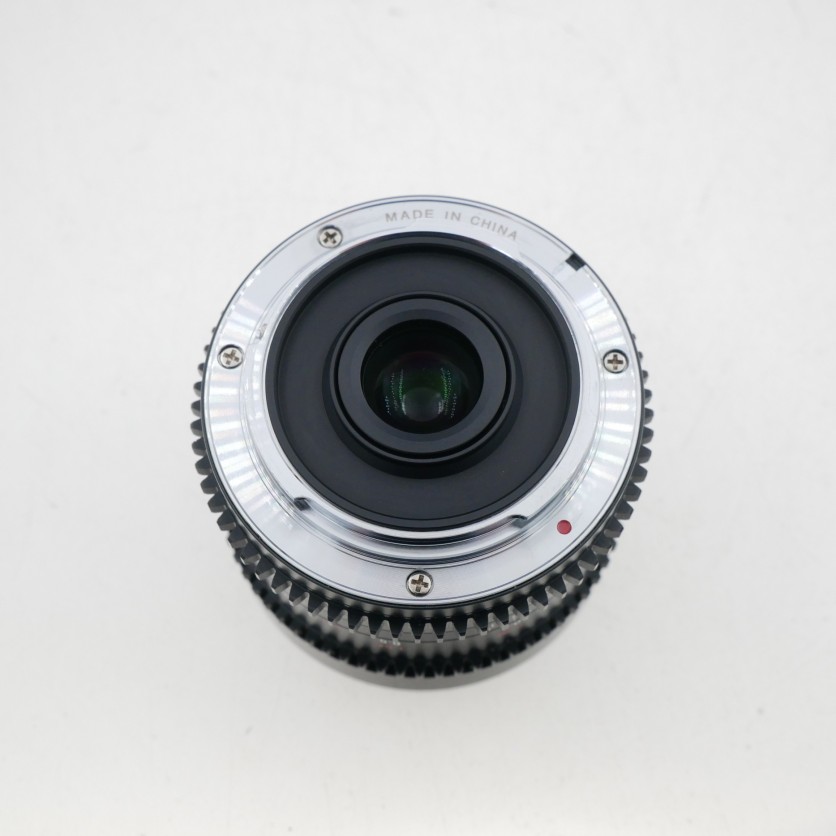 S-H-FFTUL8_3.jpg - Laowa 7.5mm T2.1 MF Lens for Micro 4/3rds