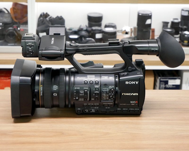 Best image for Sony HXRNX5R NXCAM 3CMOS 20X ZOOM Camcorder